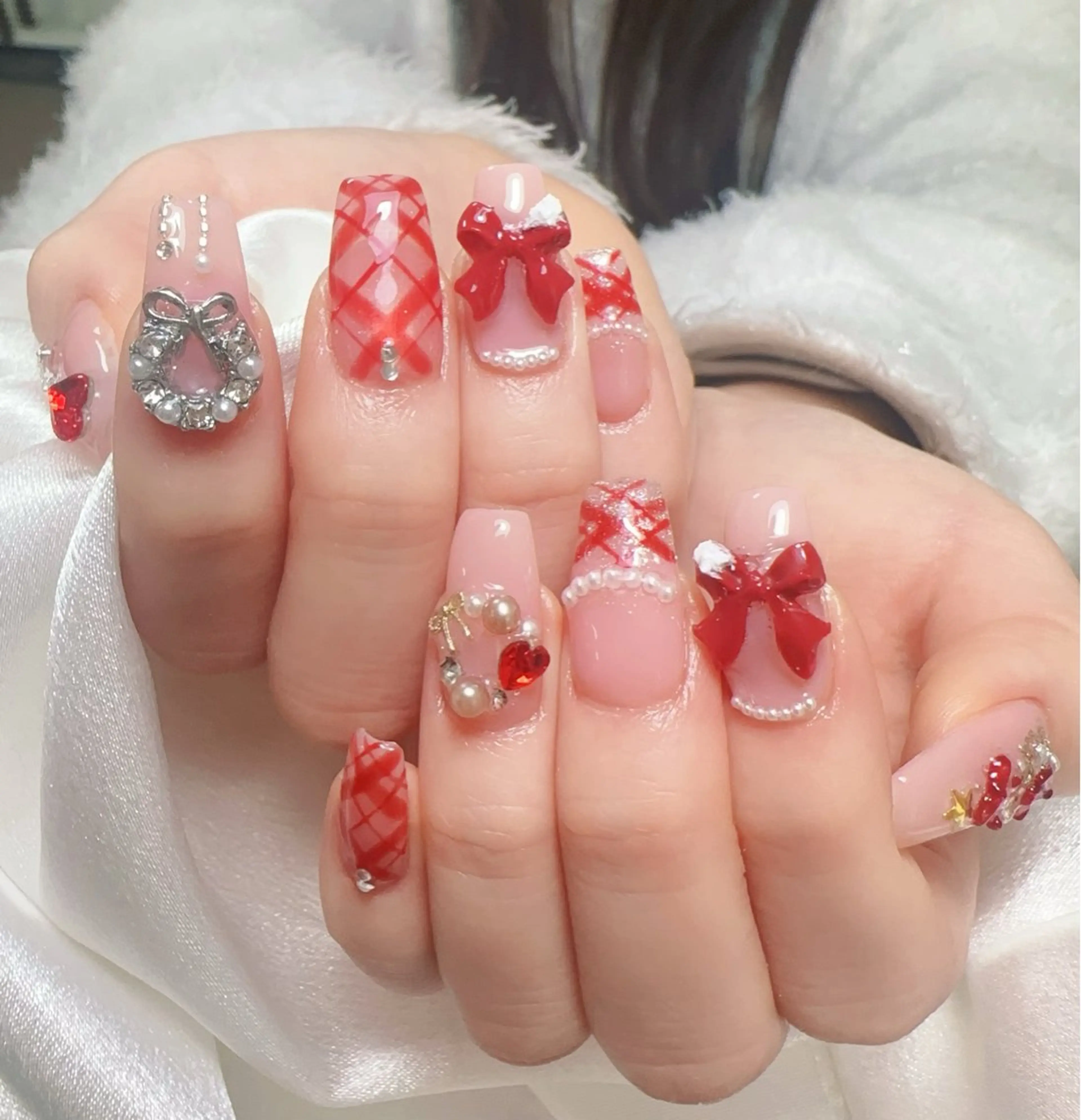 ★12月限定★チップ長さ出し+持込4本アート ￥13990----》10580円の写真