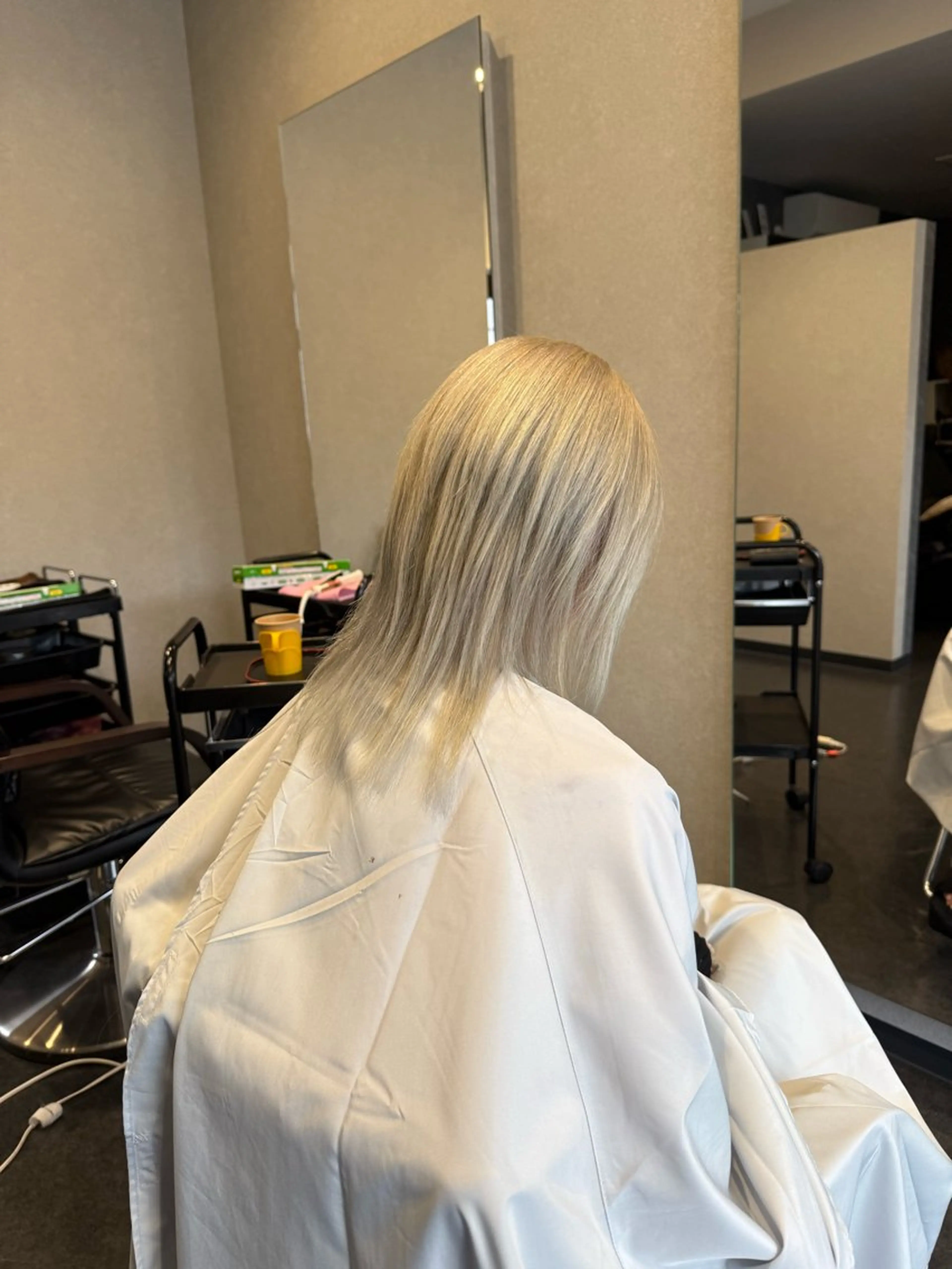 ミディアム 髪質改善⚡️カラー 🍀武久 誠🍀のヘアスタイル