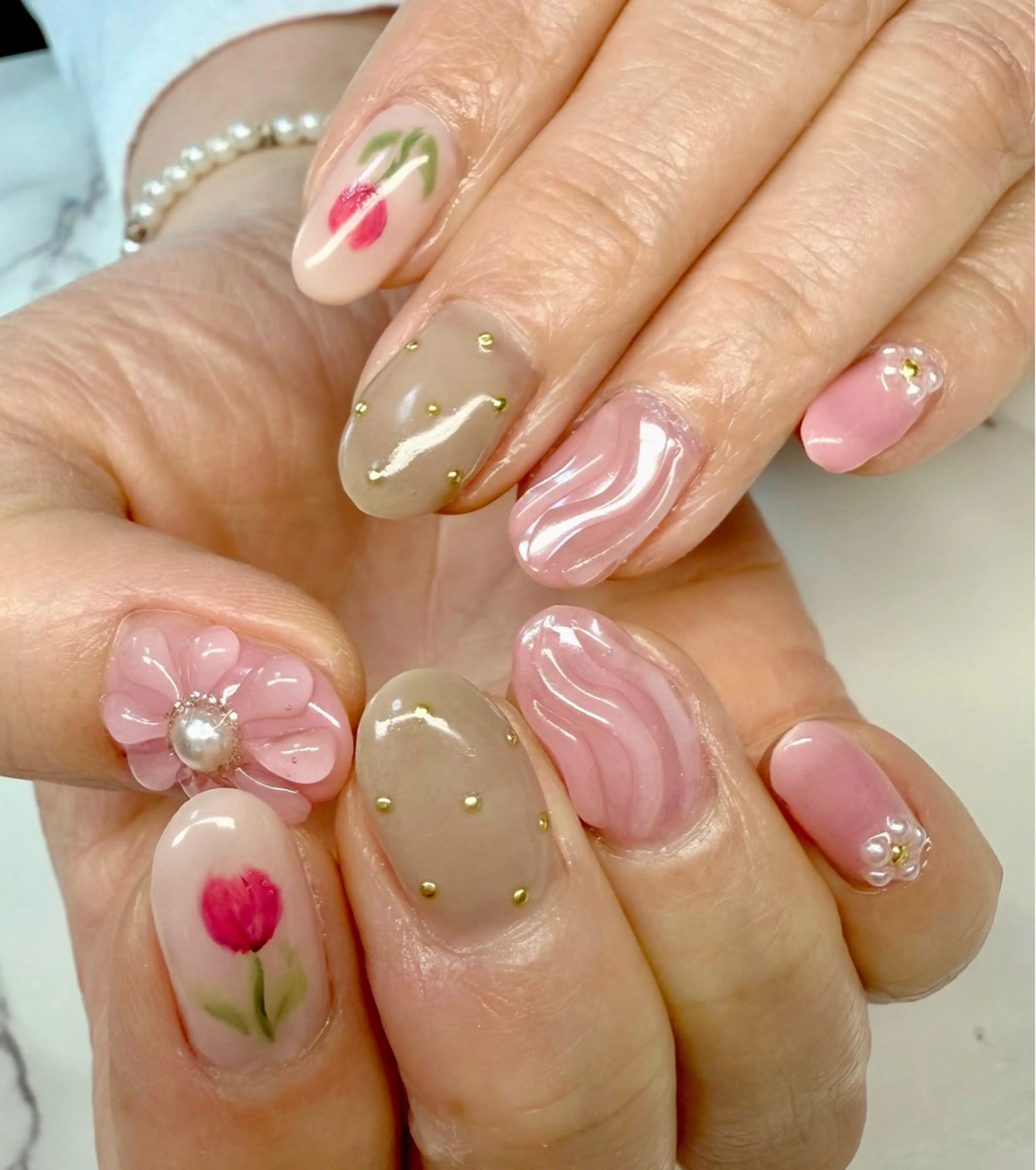 ネイル アートネイル チークネイル フレンチネイル 氷ネイル・うるうるネイル キラキラネイル M.N_ nailのネイルデザイン