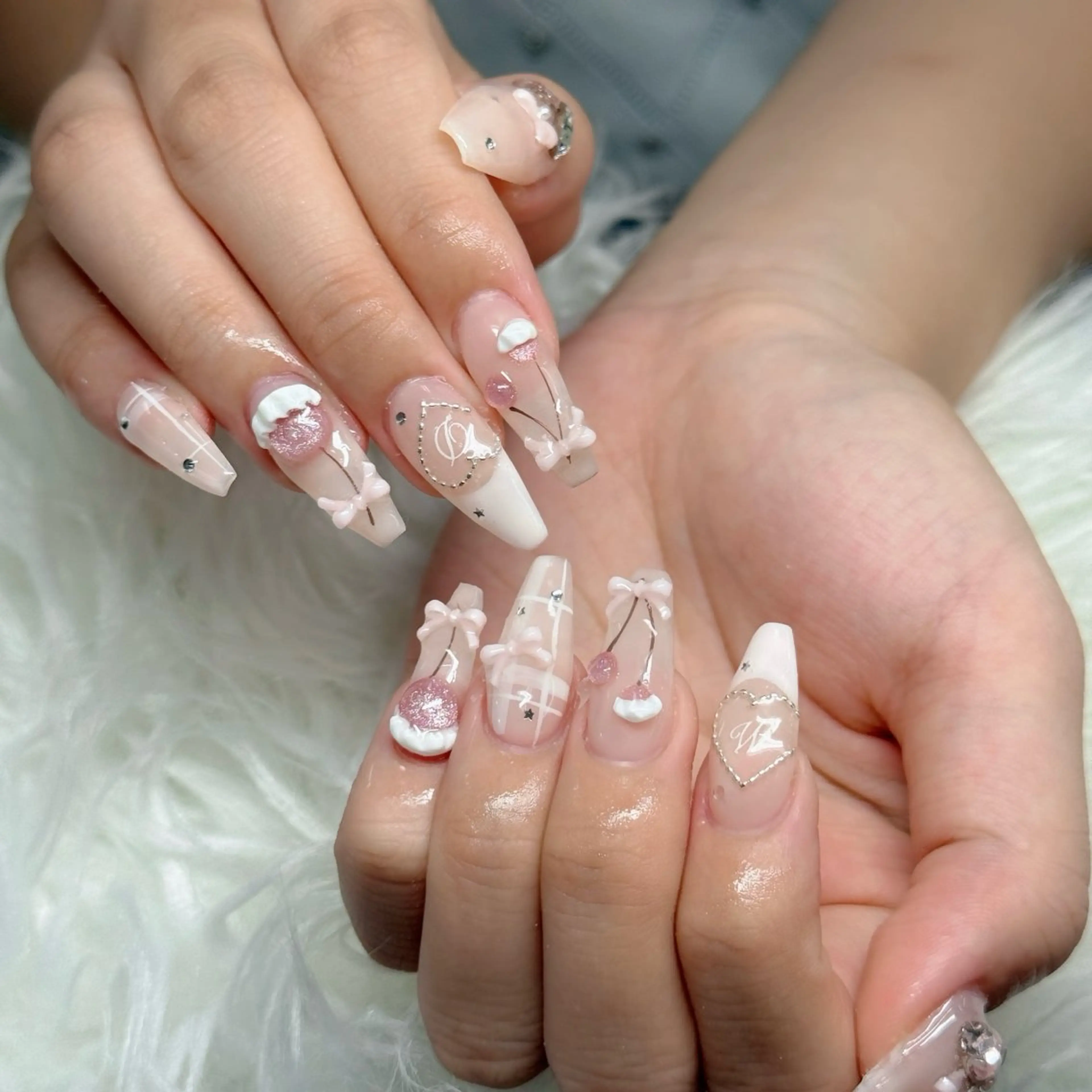 ネイル ロングネイル マグネットネイル リボン 夏ネイル スーパーロングネイル Hani Nail Salonのネイルデザイン