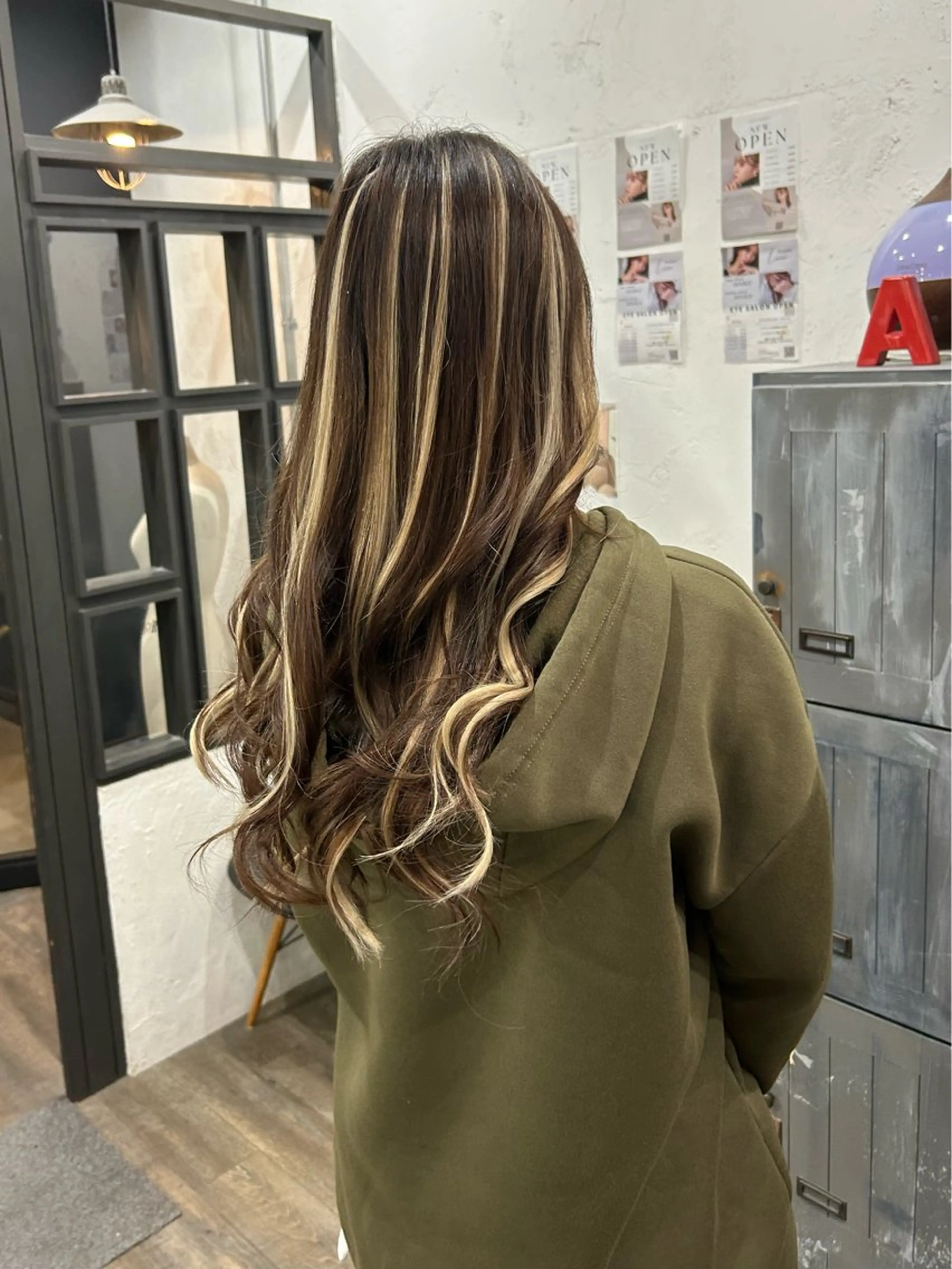 ロング シールエクステ エクステ ハイライト SITY.天神大名【シティ】所属・🦋mamiya🦋 カットモデル募集のヘアスタイル