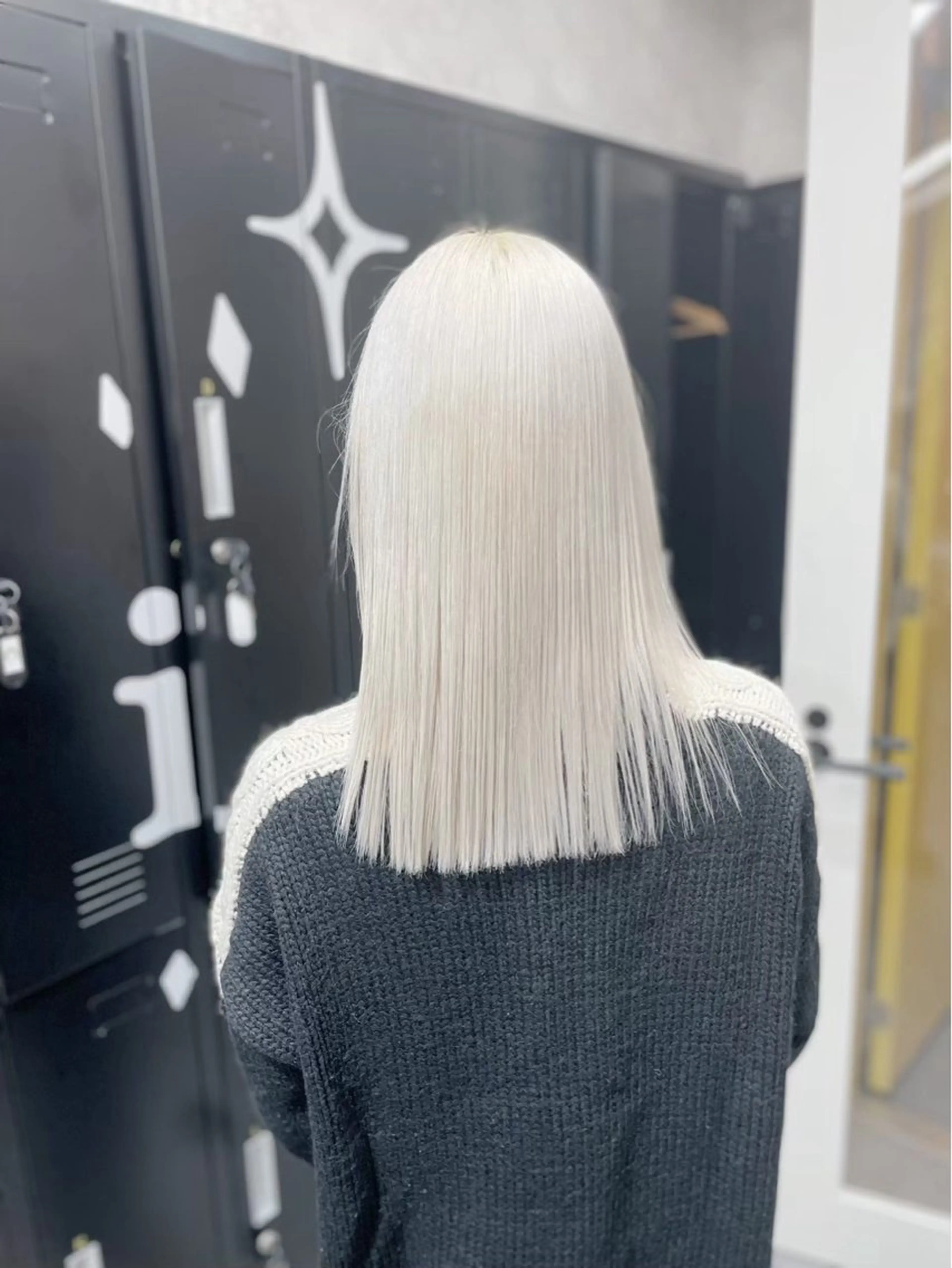 💝10.20代女性限定💝その日にハイトーンにしたい方はオススメ💓ブリーチ2回+透明感力ラー＋高速浸透トリートメントの写真