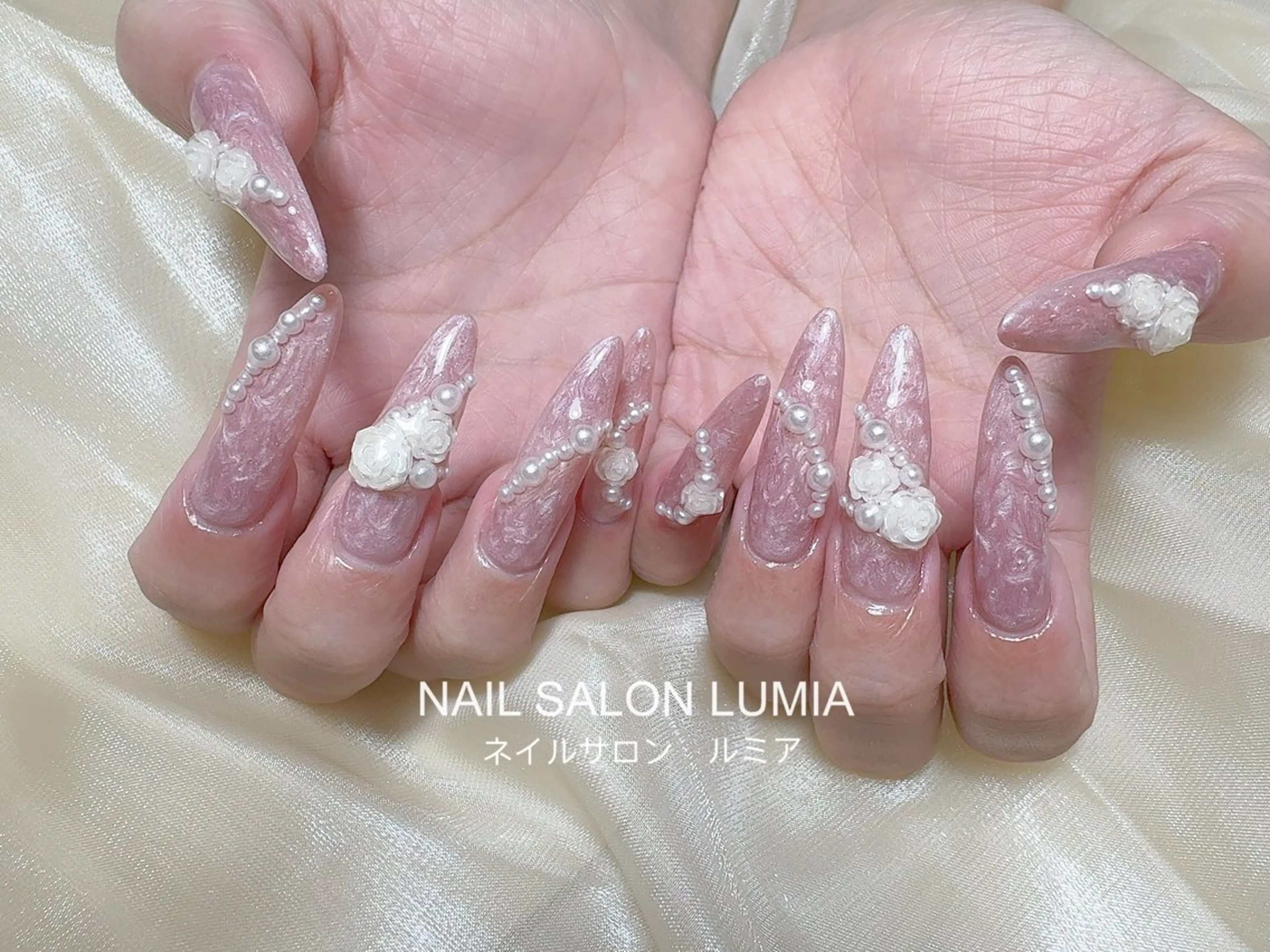 ネイル ハンドネイル ネイルサロン ルミア Lumia 店長のネイルデザイン