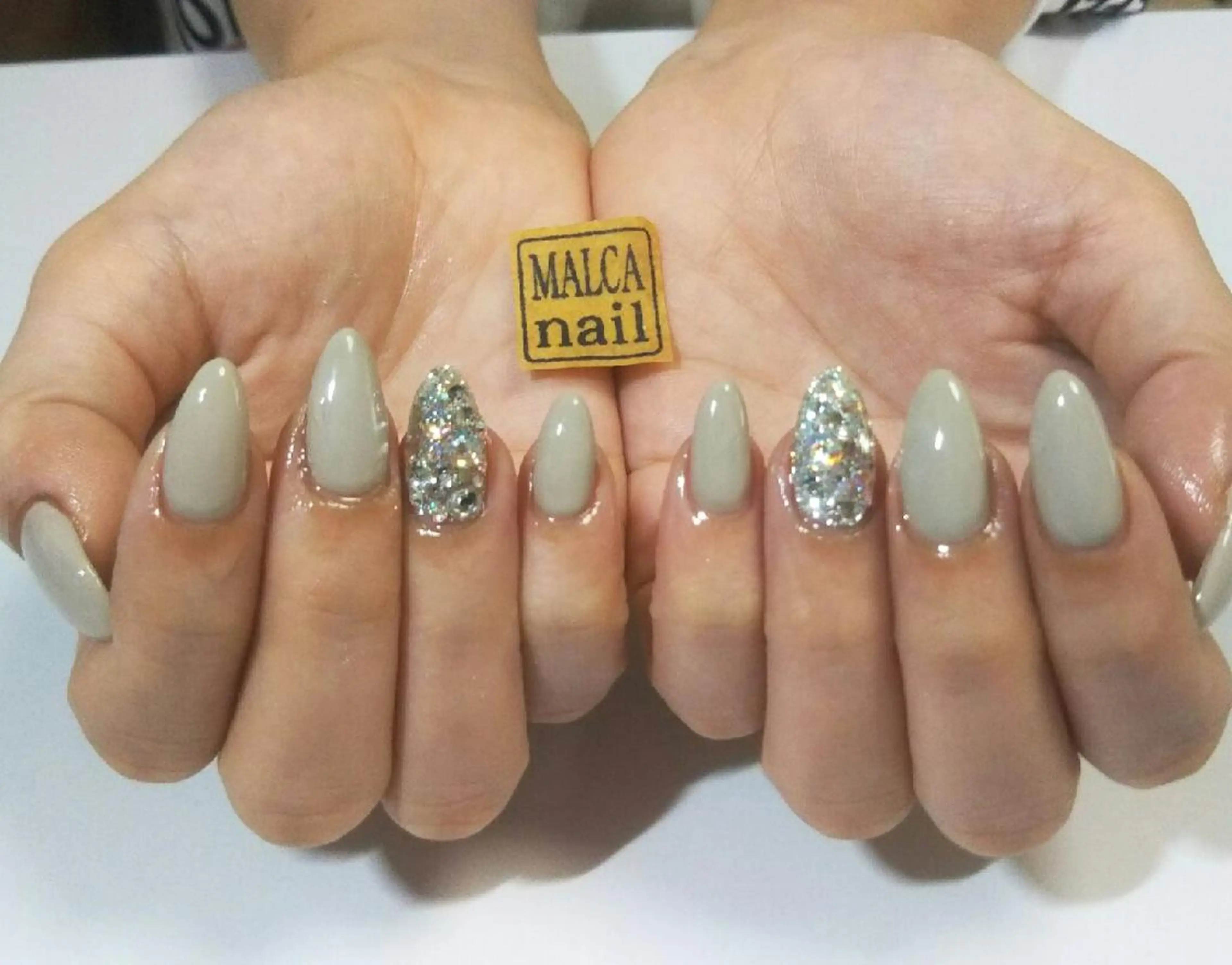 セミロング ヘアアレンジ パーマ ネイル キッズ マツエク・マツパ MALCAnail(マルカネイル)所属・荒木 莉奈のネイルデザイン