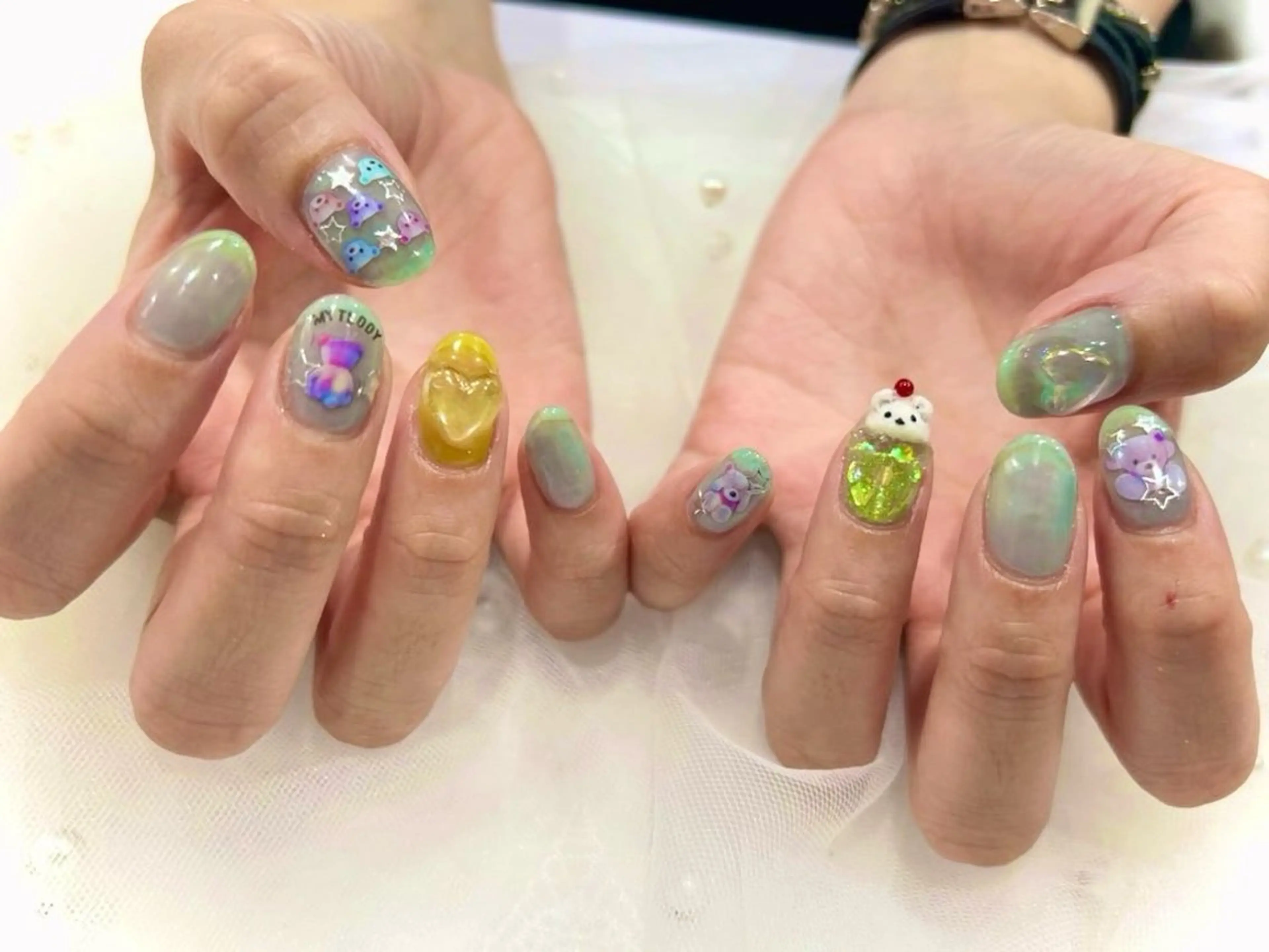 ネイル ハンドネイル Nail salon Cielel⟡Ayaのネイルデザイン