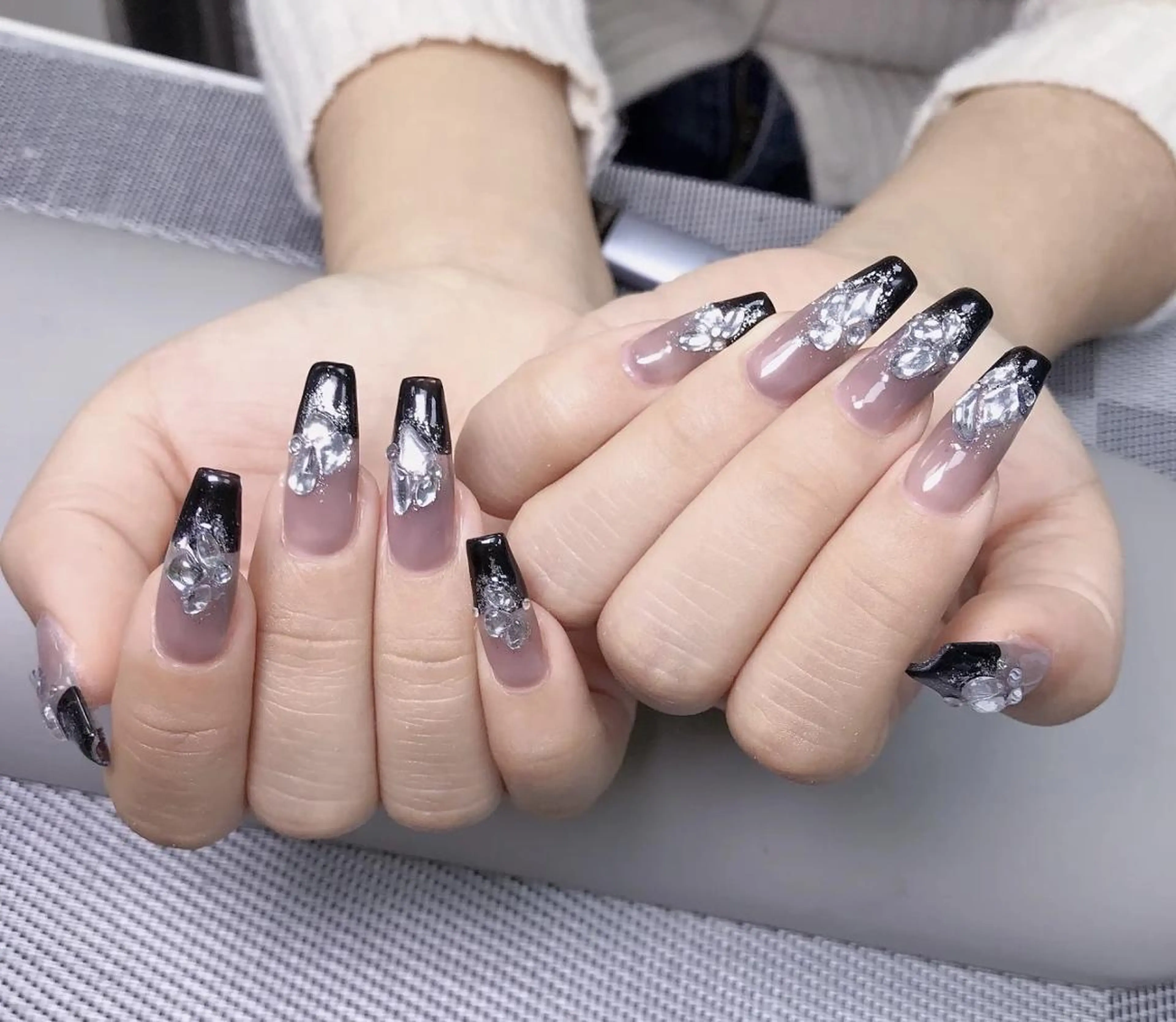 ネイル AB マツエクネイルサロンのネイルデザイン