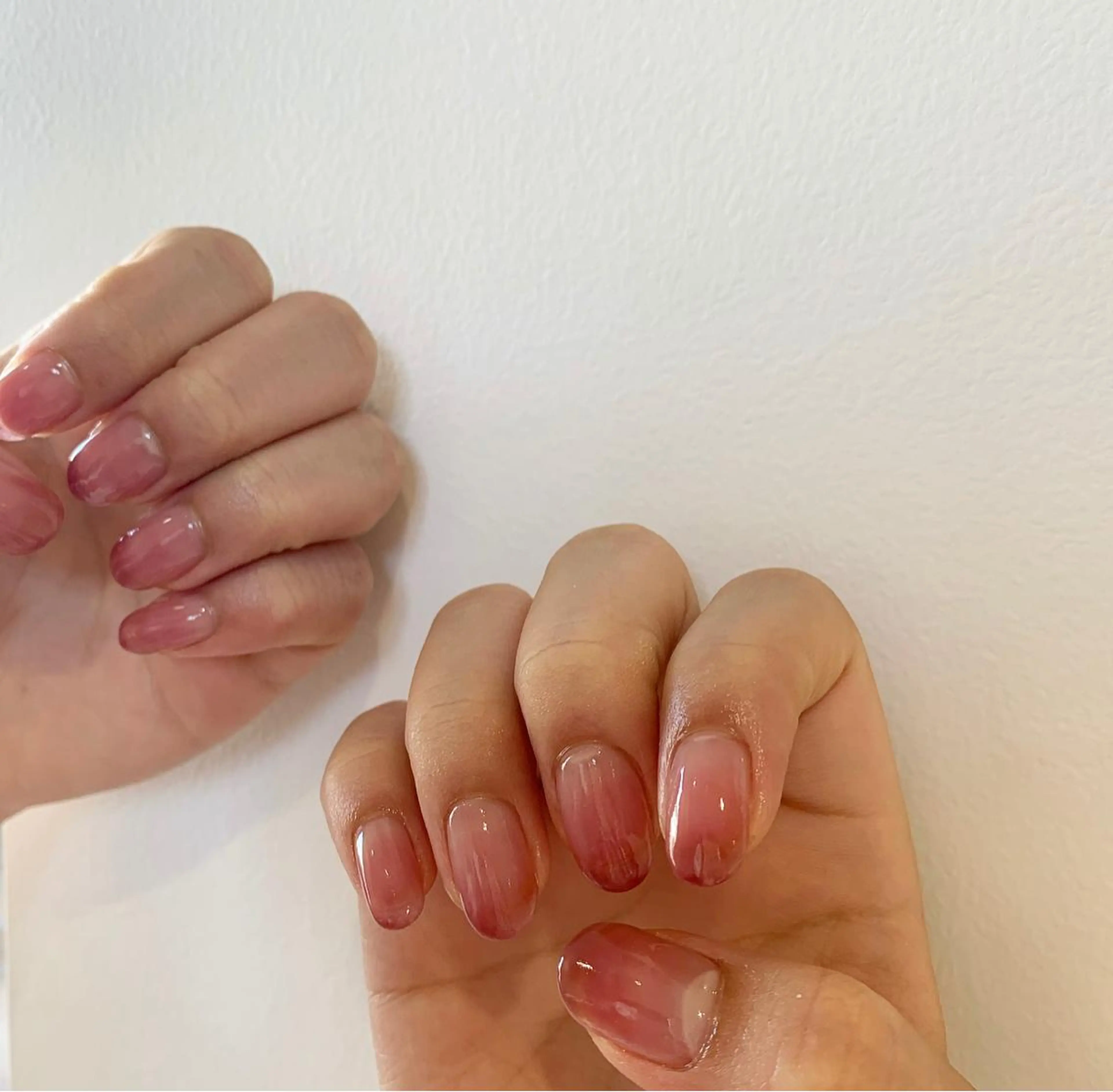 ネイル グラデーション 佐藤 穂乃香のネイルデザイン