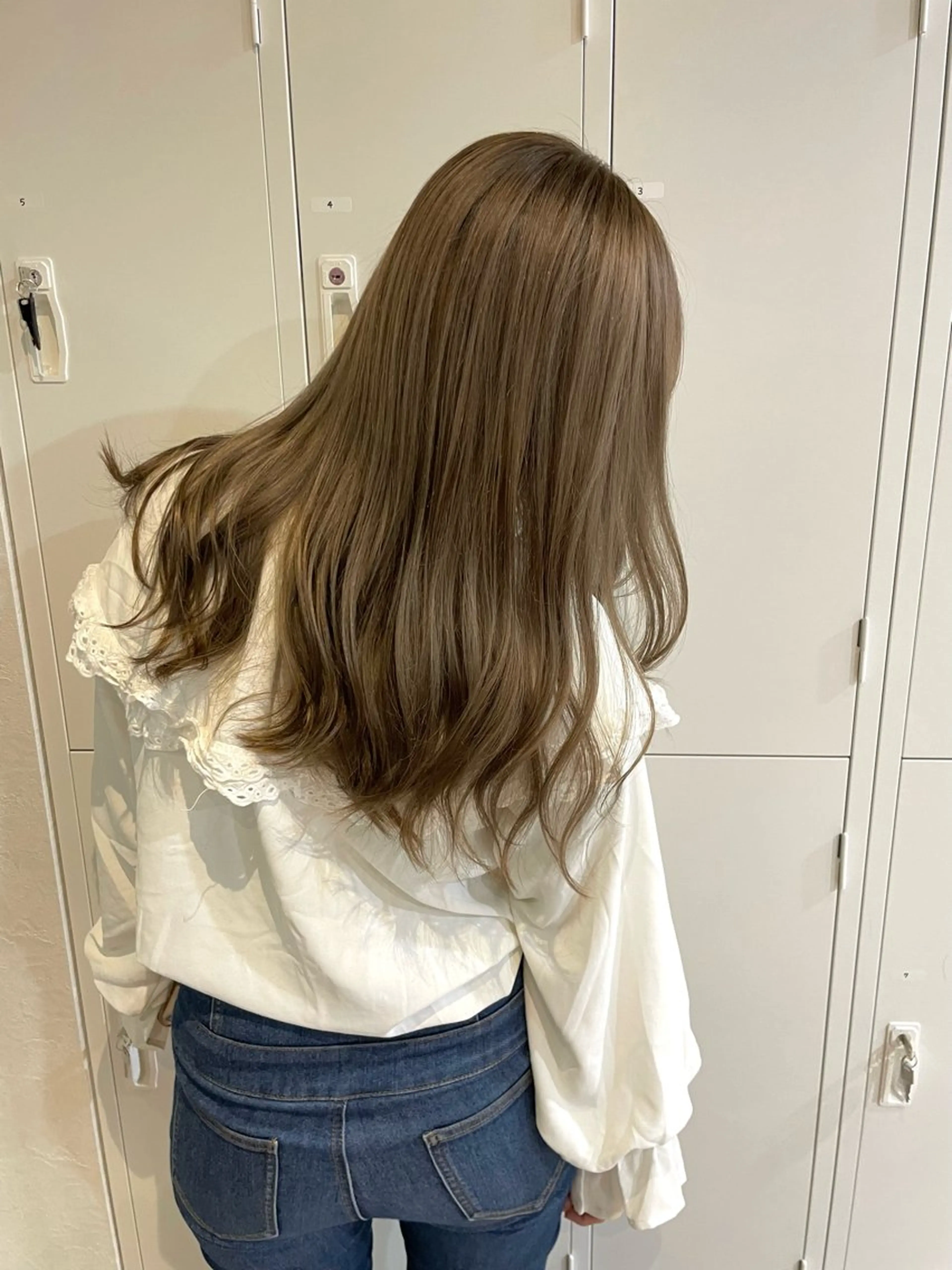 ロング 韓国/透明感 Veluaのヘアスタイル