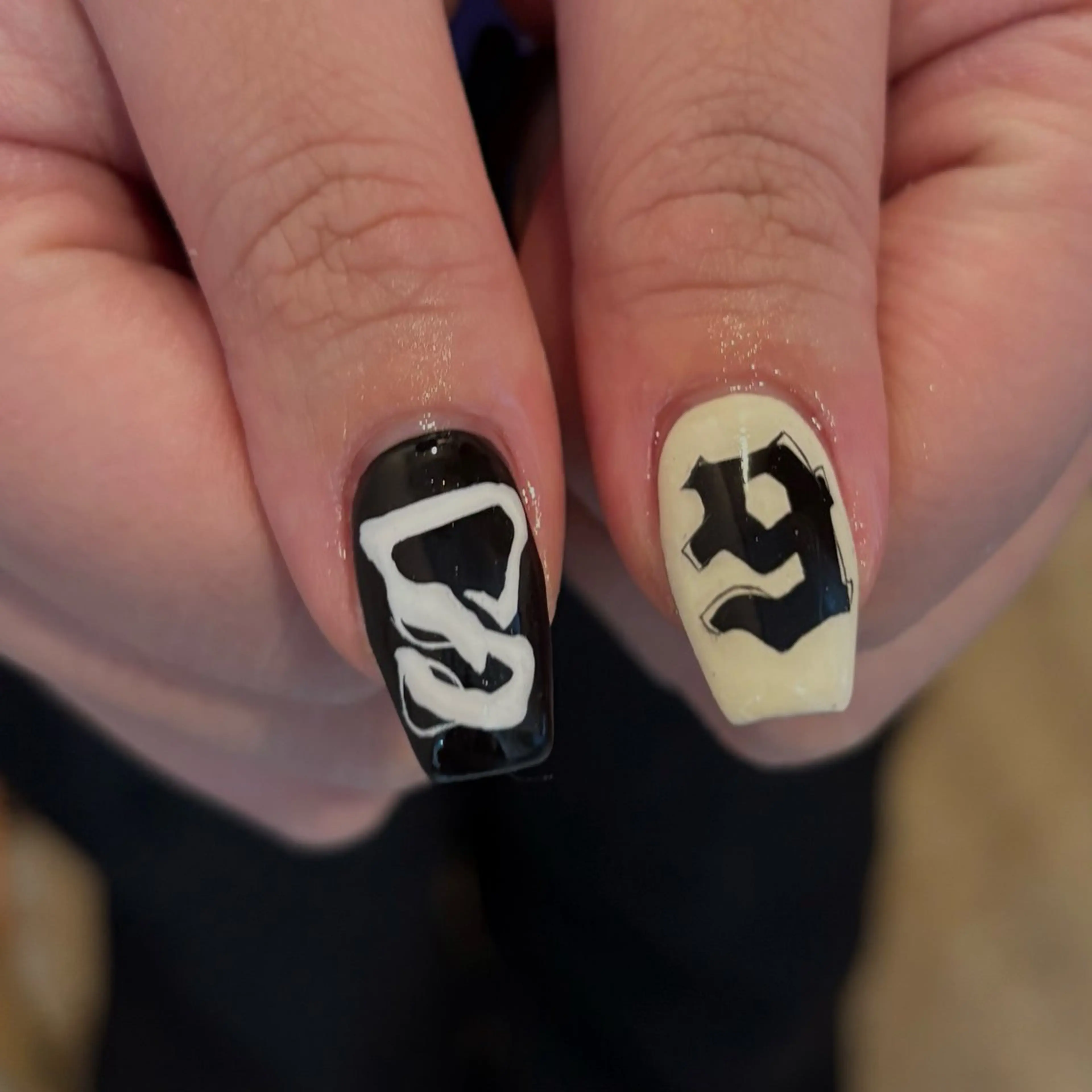 ネイル ハンドネイル フットネイル yuri / 個性派nailのネイルデザイン