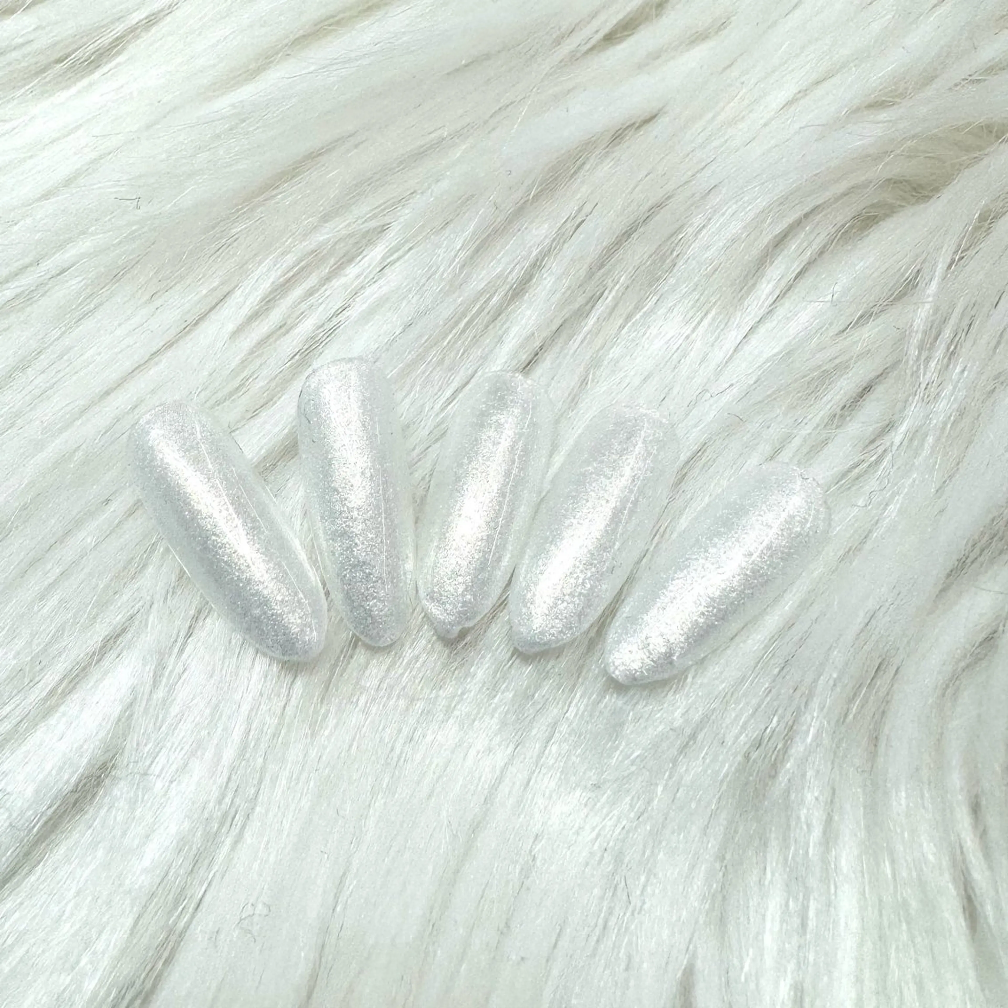 ネイル ワンカラーネイル ホワイト 大塚 澄玲のネイルデザイン