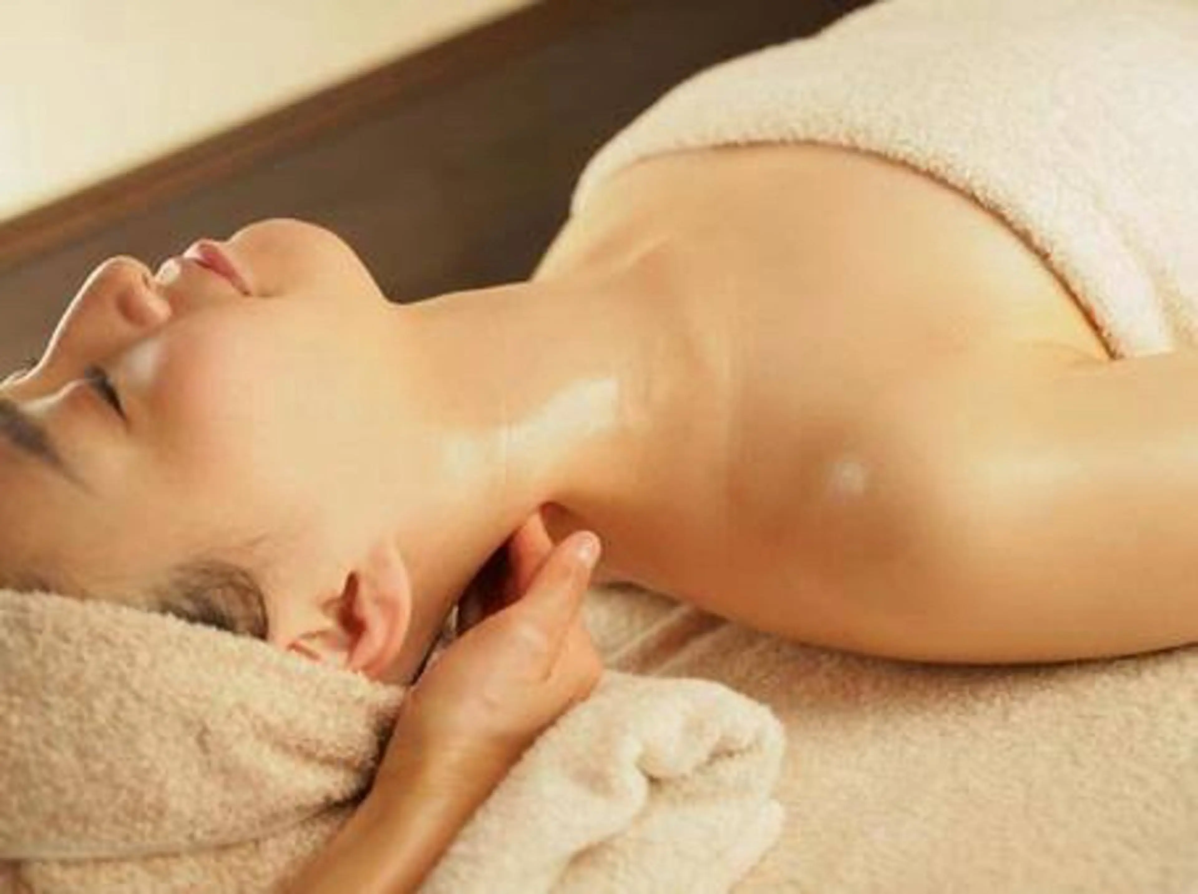 美肌/小顔/眉毛の 専門店 ルミナスのエステ・リラクイメージ