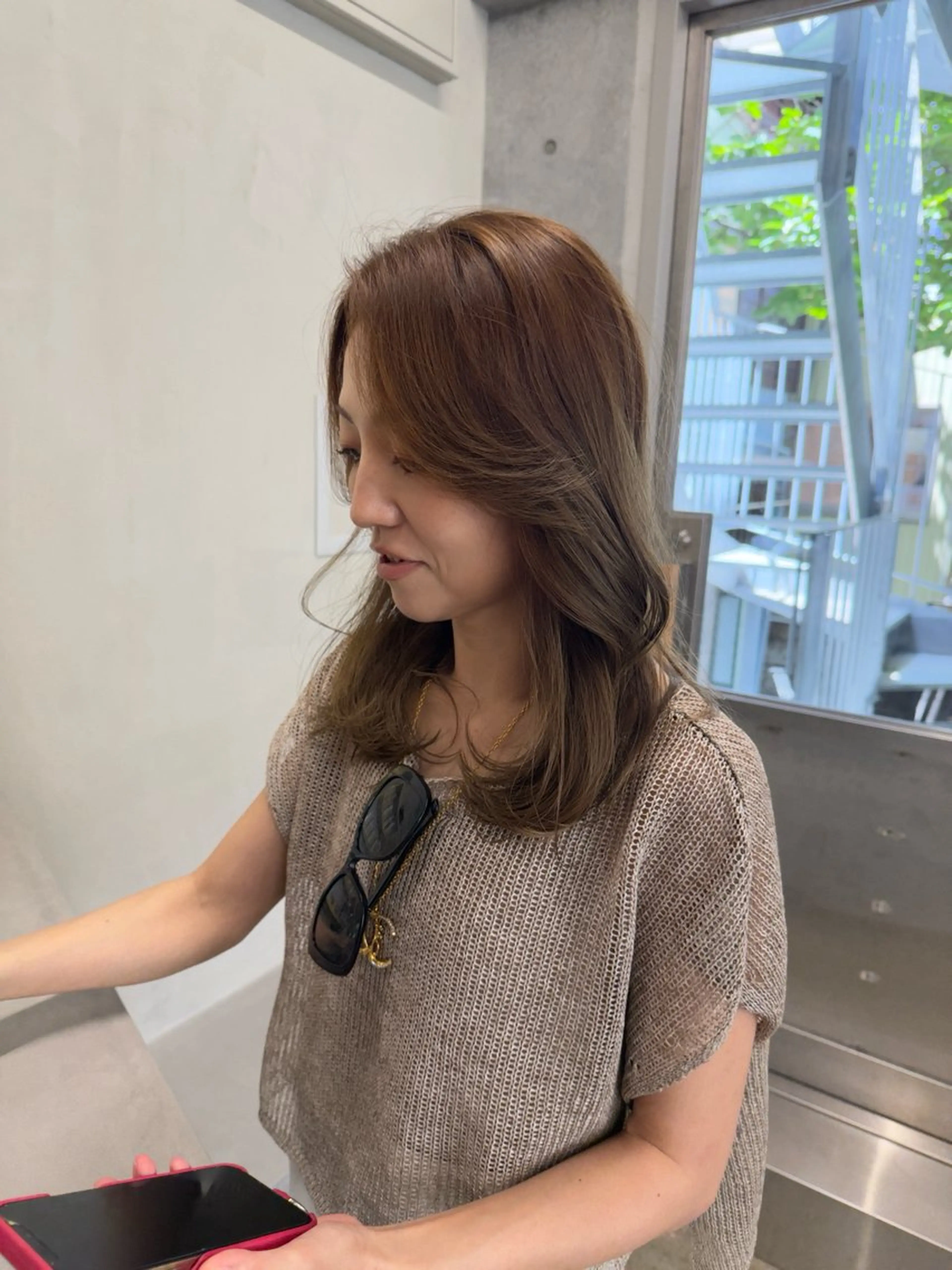 ロング カラー ロングレイヤー アッシュ ベージュカラー ブリーチ 透明感カラー カット ヘアカラー トリートメント 誰よりも丁寧なカット 🍀小林輝のヘアスタイル