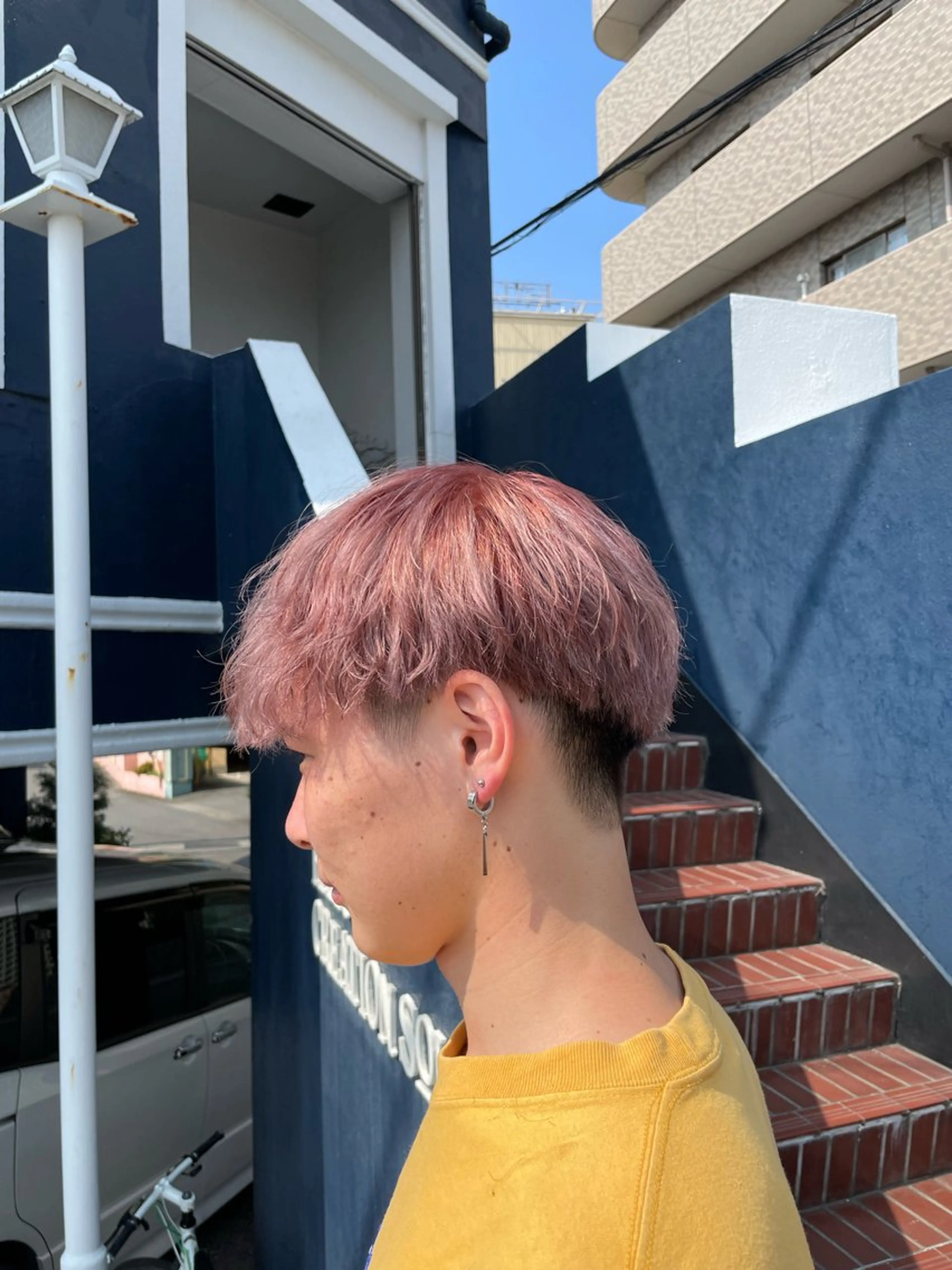 ショート カラー メンズ 西岡 勇人のヘアスタイル