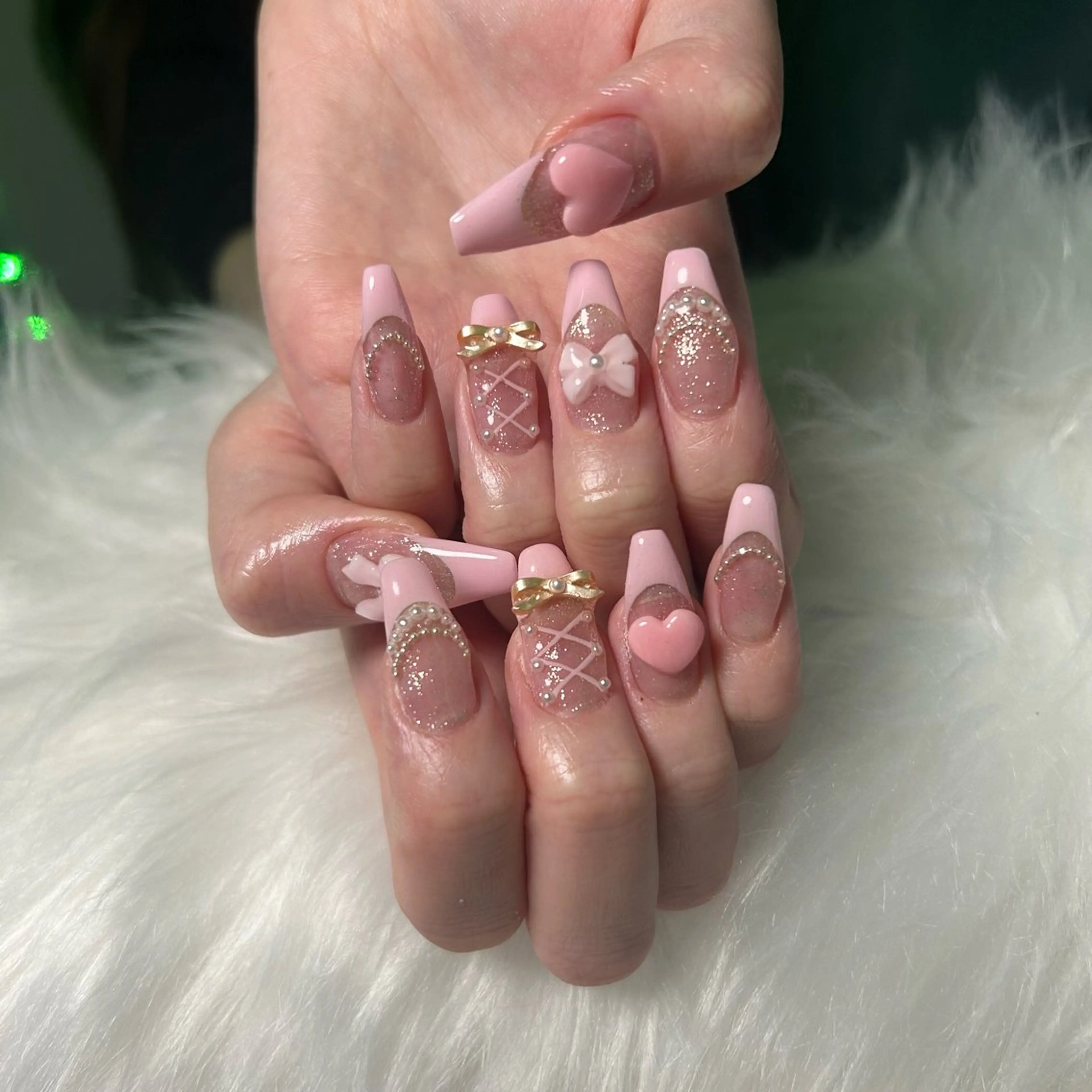 ネイル フレンチネイル ピンク リボン ハンドネイル haacnails（ハーシーネイル）所属・haac nailsのネイルデザイン