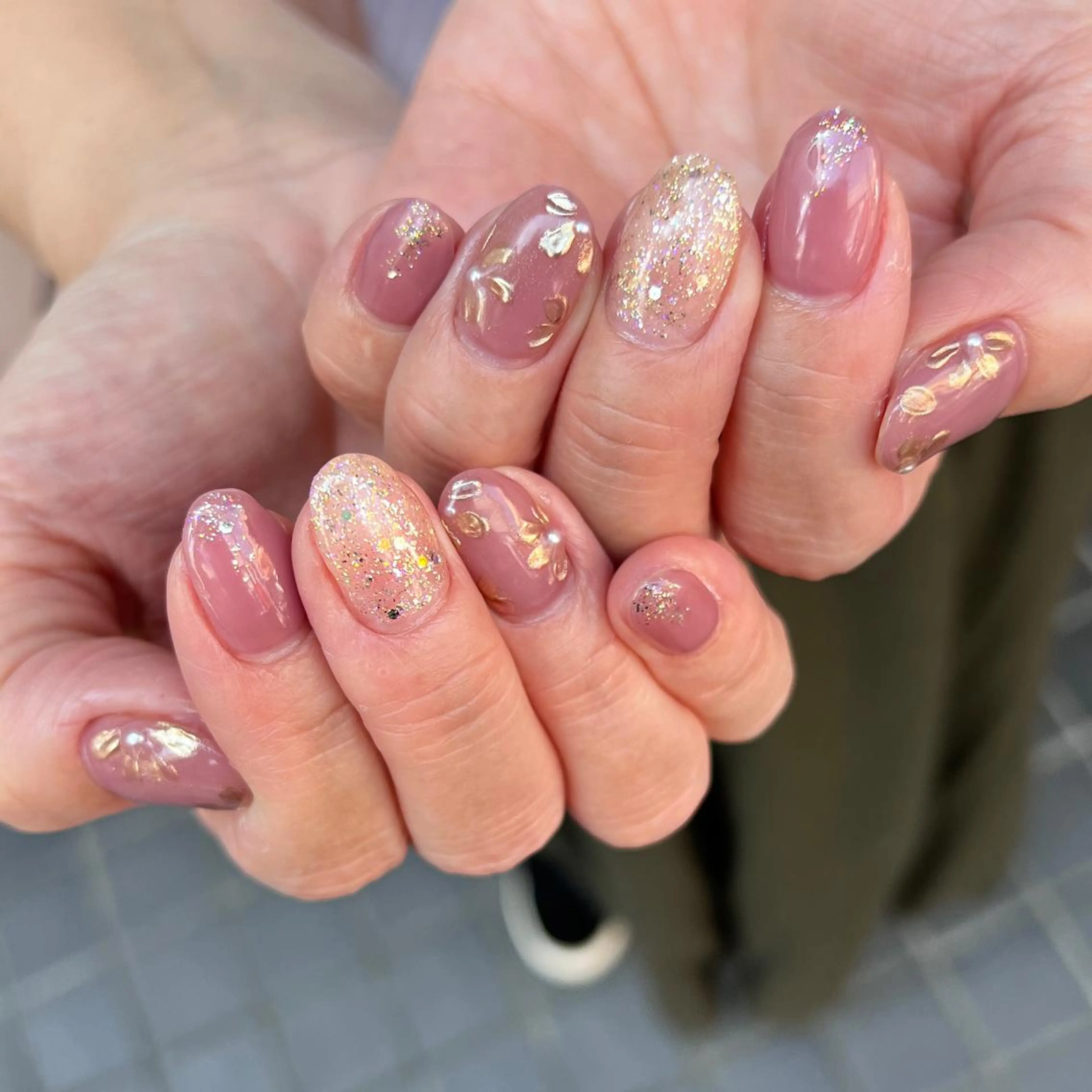 ネイル ハンドネイル 河野 弥月のネイルデザイン