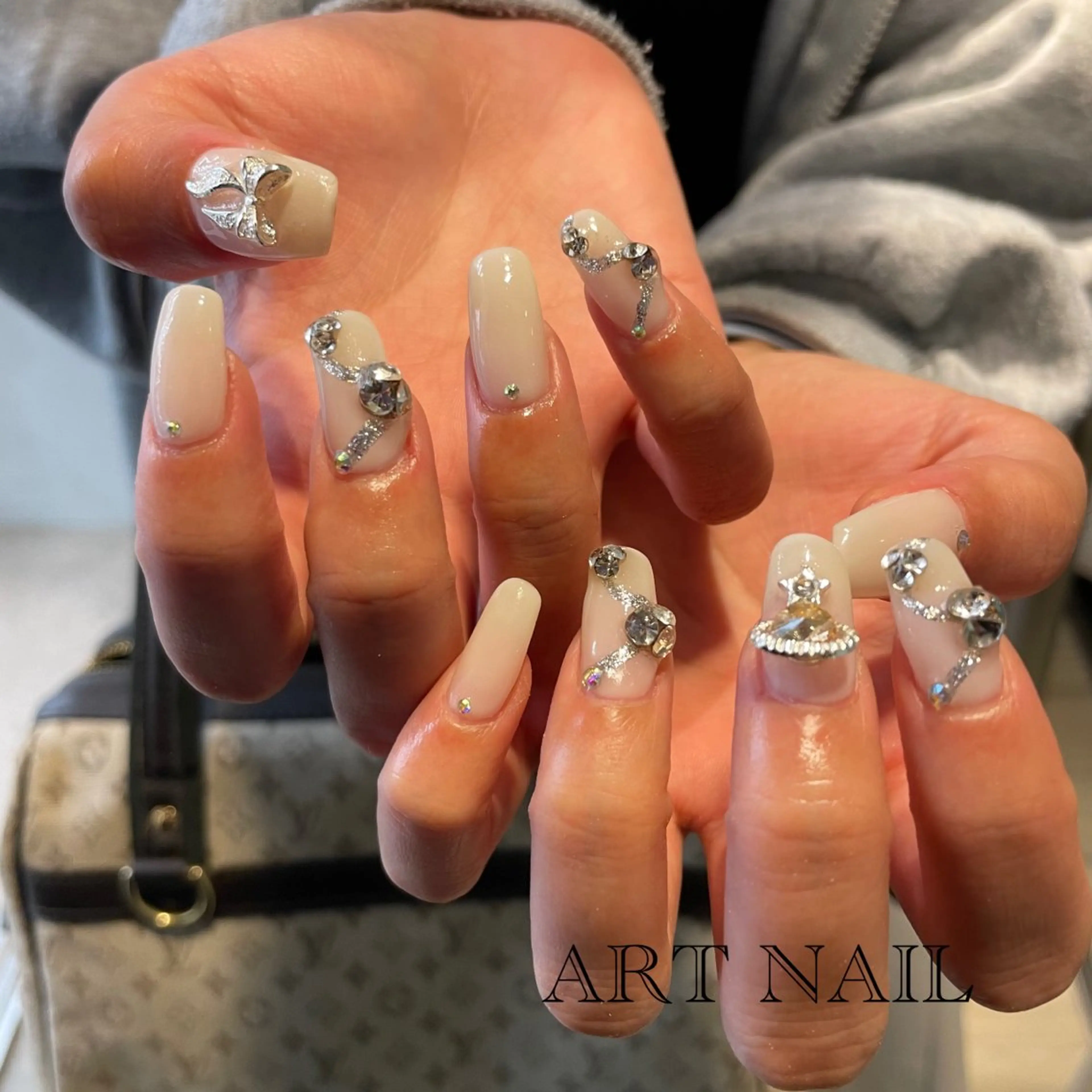 ネイル 🫧飛山琉桜/二条 ネイルアート/束感のマツエク・マツパデザイン