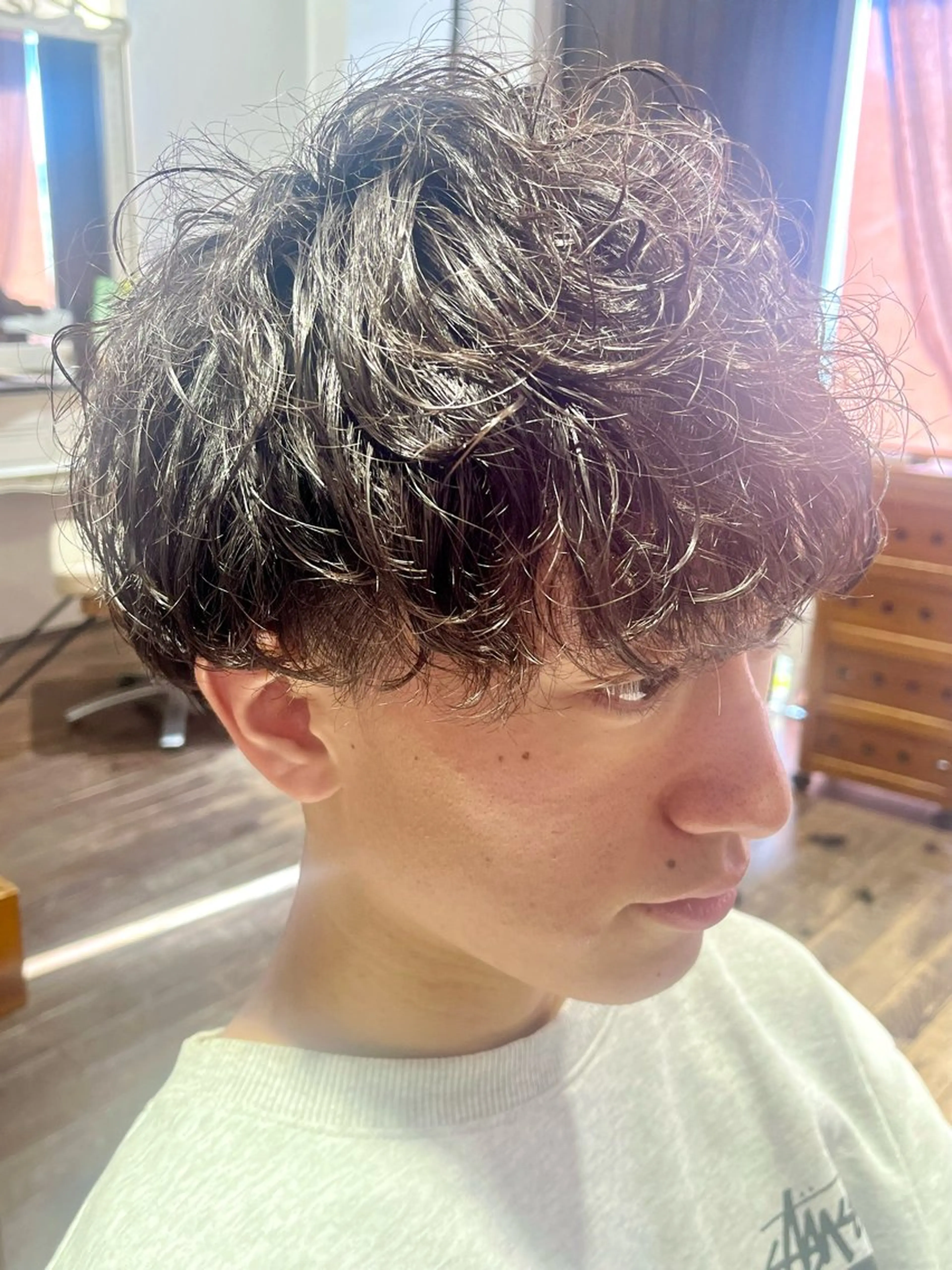 大学生カットの写真