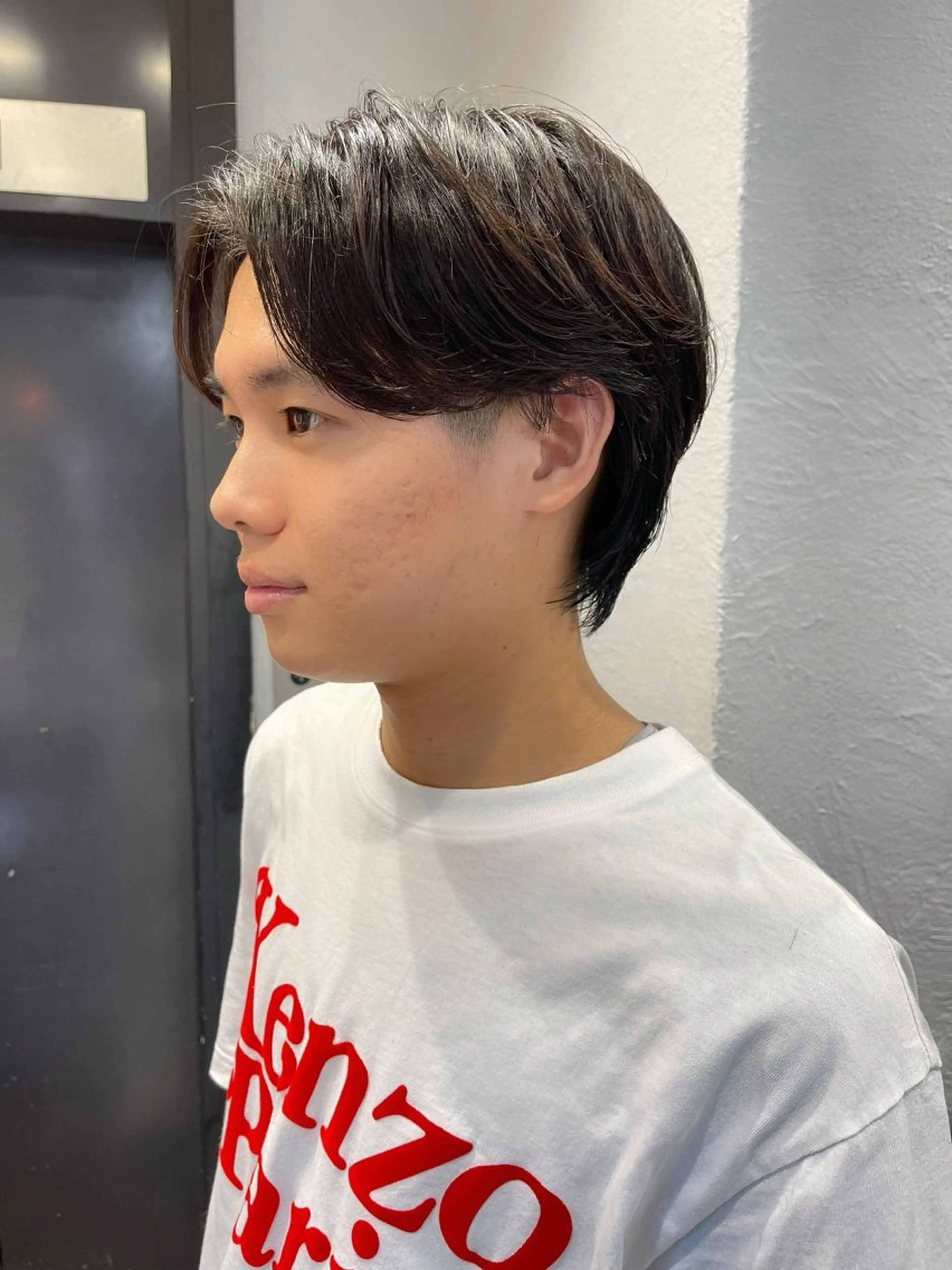 ショート カラー メンズ メンズブリーチ メンズハイトーン メンズインナーカラー マッシュ ブリーチ TATSUブリーチ/ ミルクティーベージュのヘアスタイル