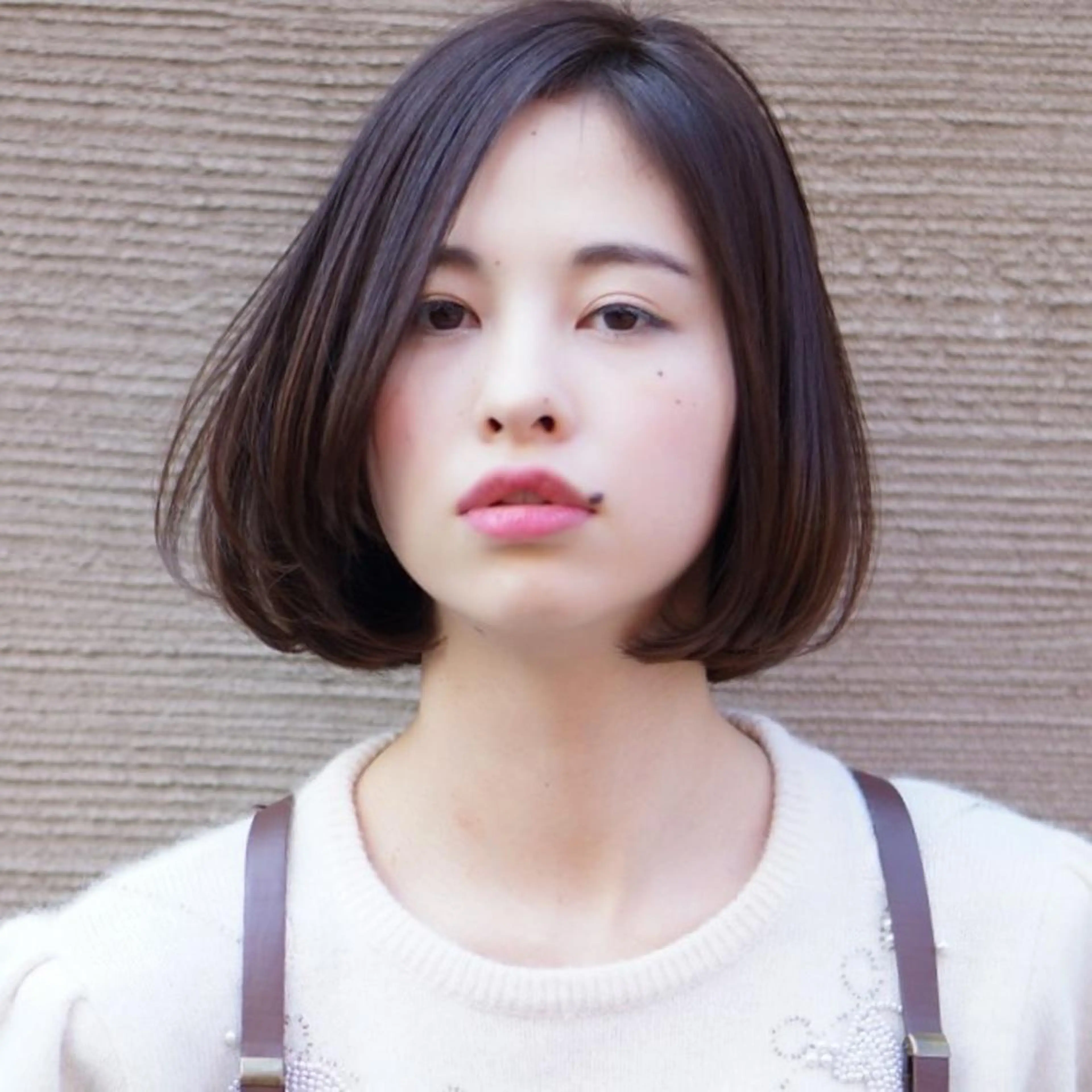 ミディアム パーマ カラー ボブ iplus まつげ、眉毛、耳つぼのマツエク・マツパデザイン