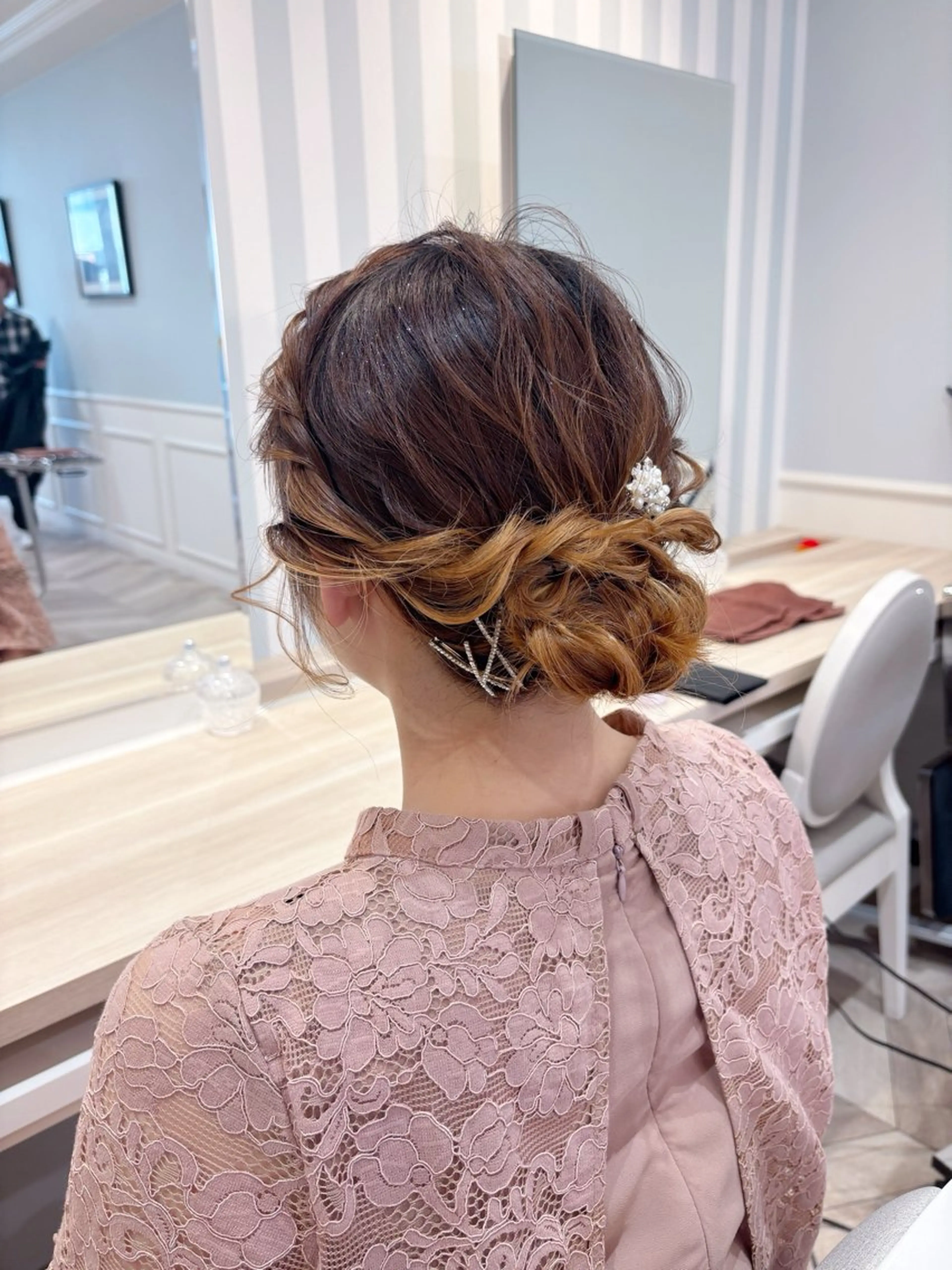 ミディアム ボブ ヘアセット 💐レイヤー/透明感 カラー💐智口彩香のヘアスタイル