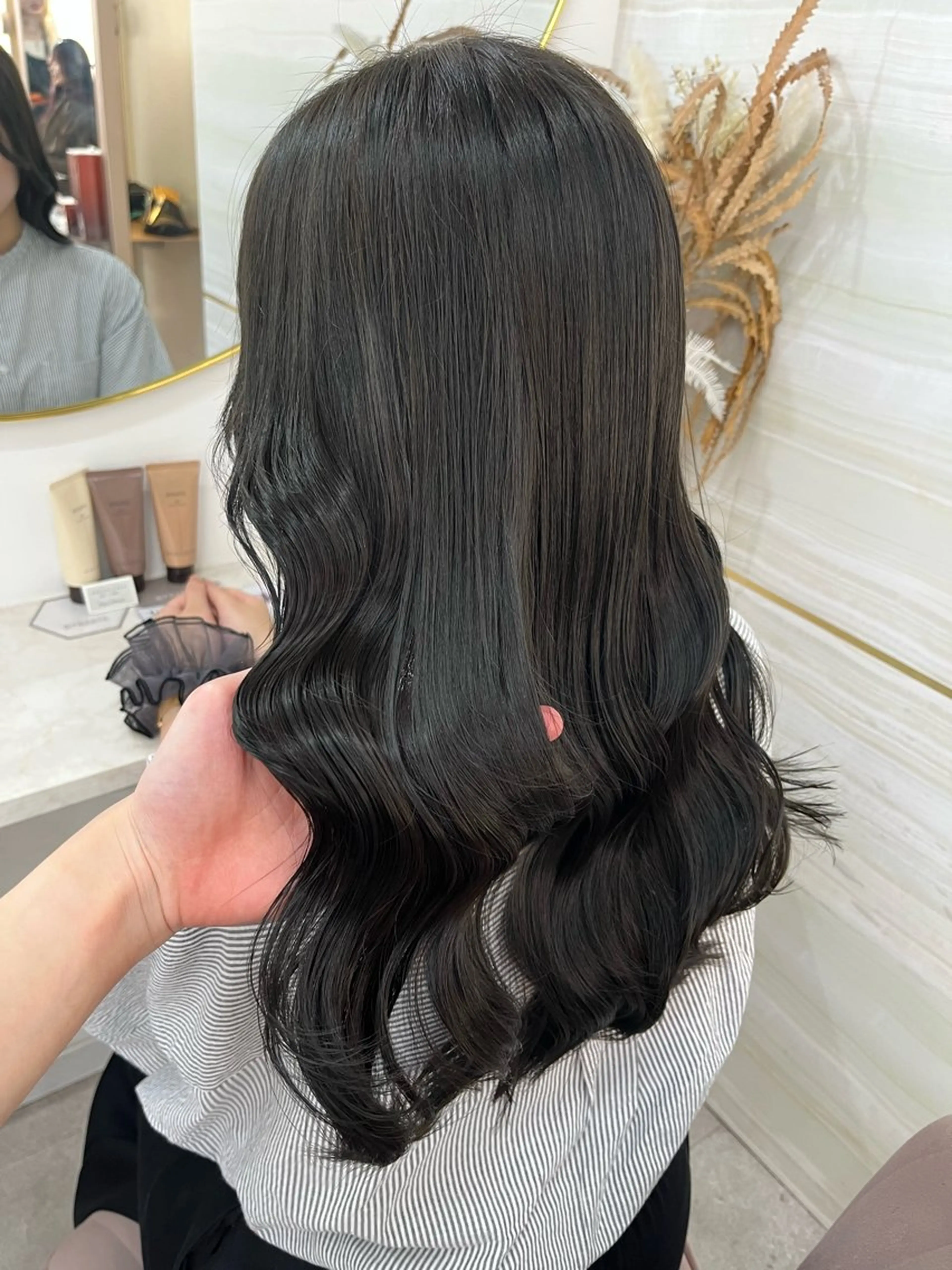 セミロング カラー カット ヘアカラー 🏹Ami🏹艶髪 /オリーブカラーのヘアスタイル