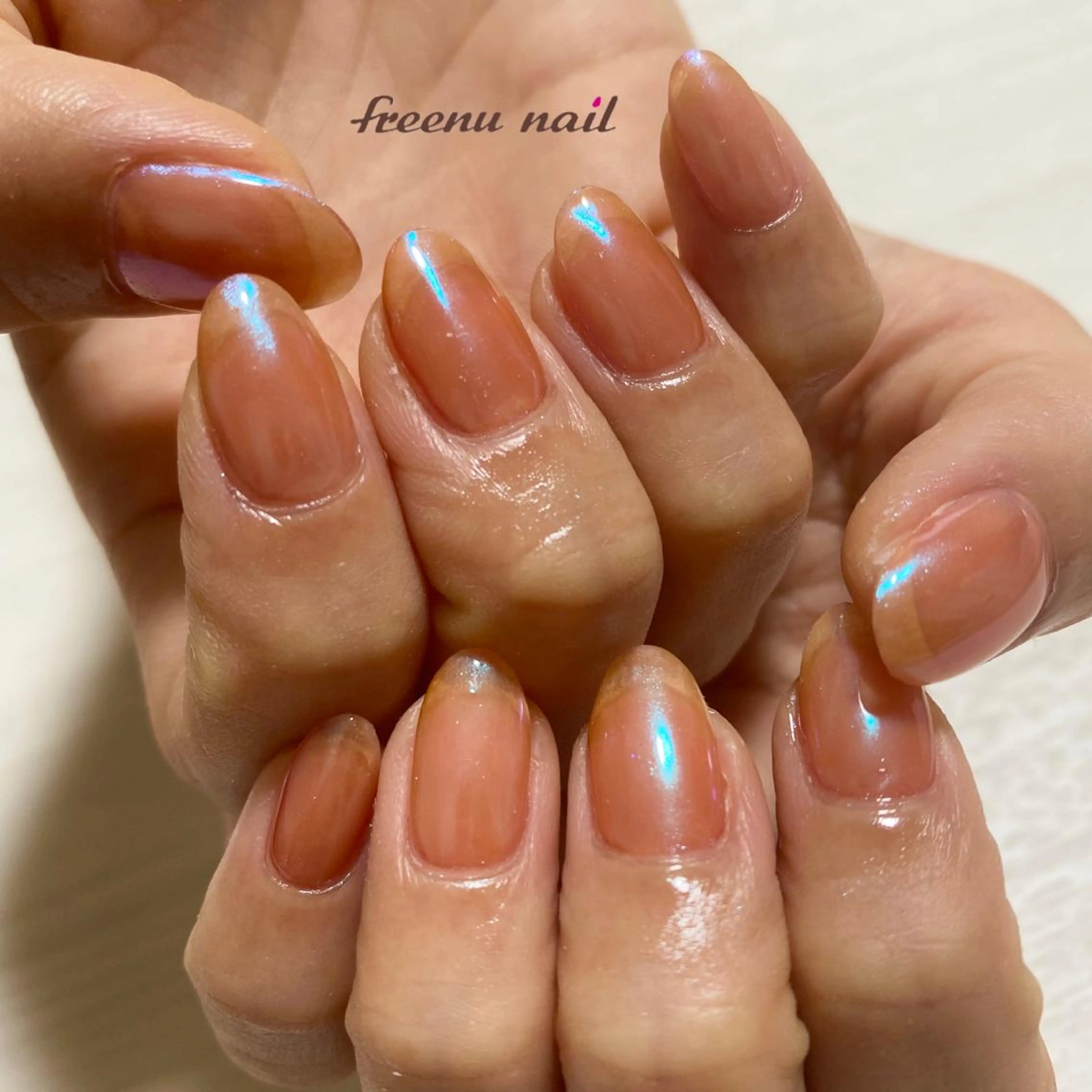 ネイル オーロラネイル freenu nail【24H】のネイルデザイン