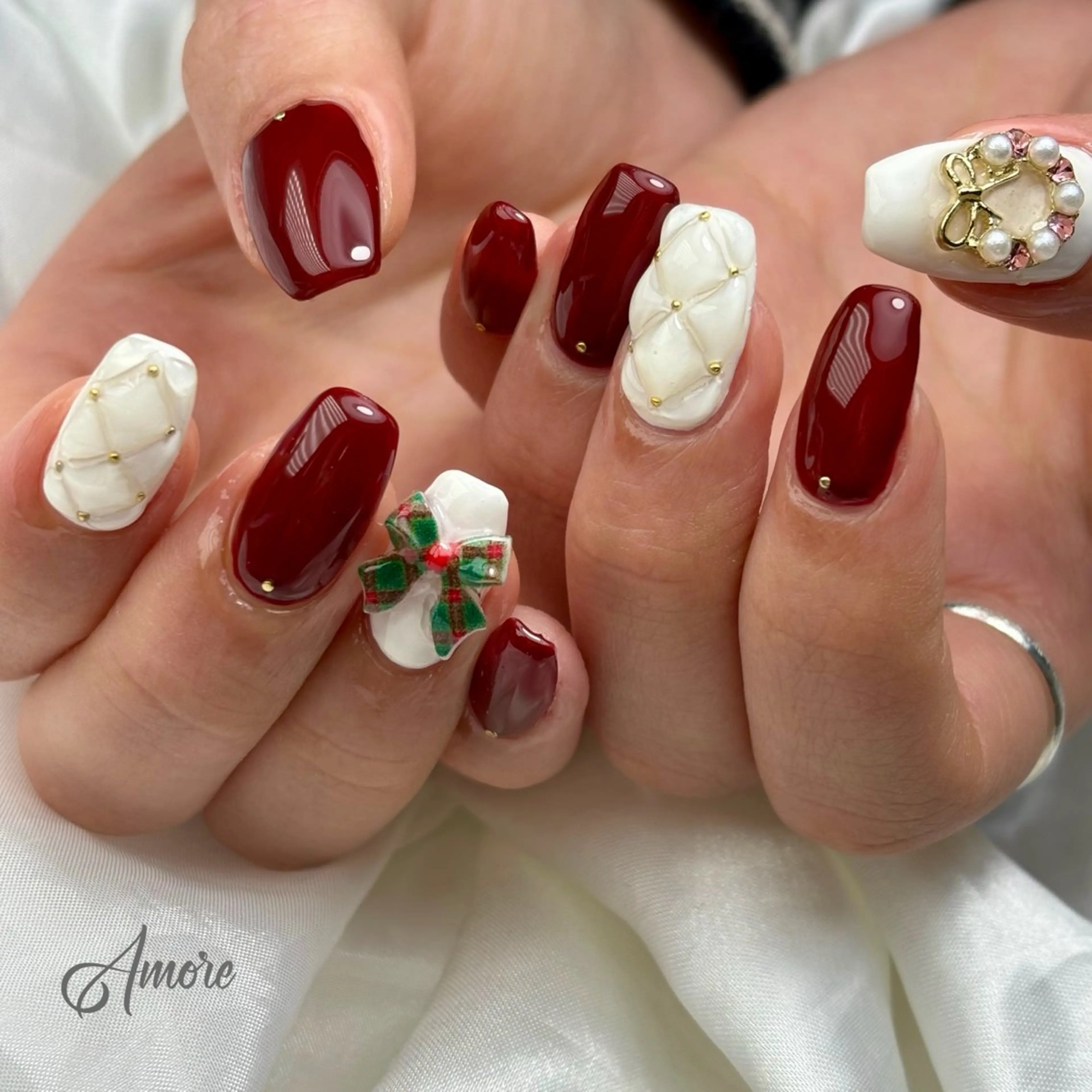 ネイル ジェルネイル キラキラネイル 韓国ネイル マグネットネイル パラジェル You kyehwaのネイルデザイン