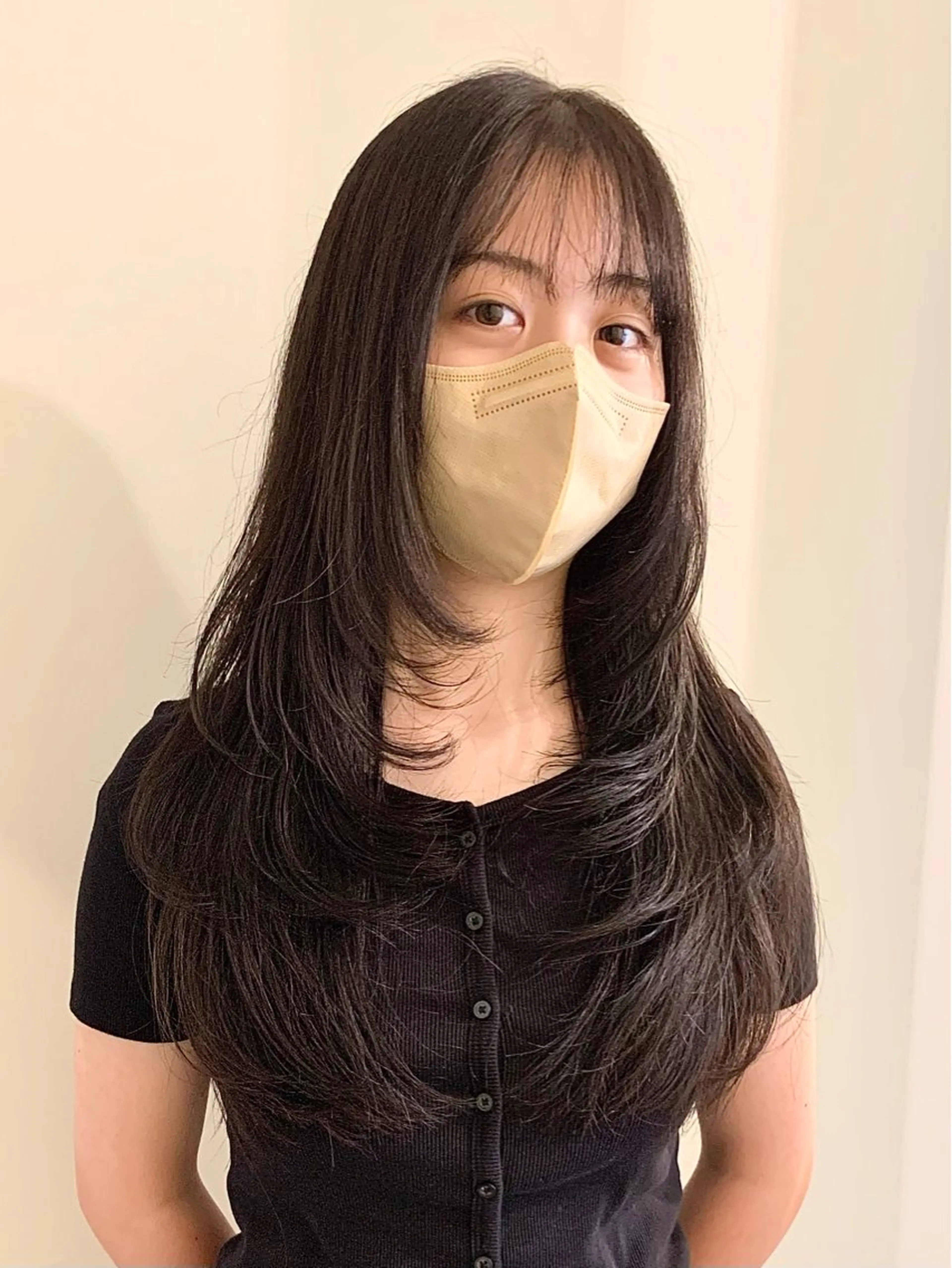 ロング カラー グレージュ レイヤーカット 落合希 Olivebeigeのヘアスタイル