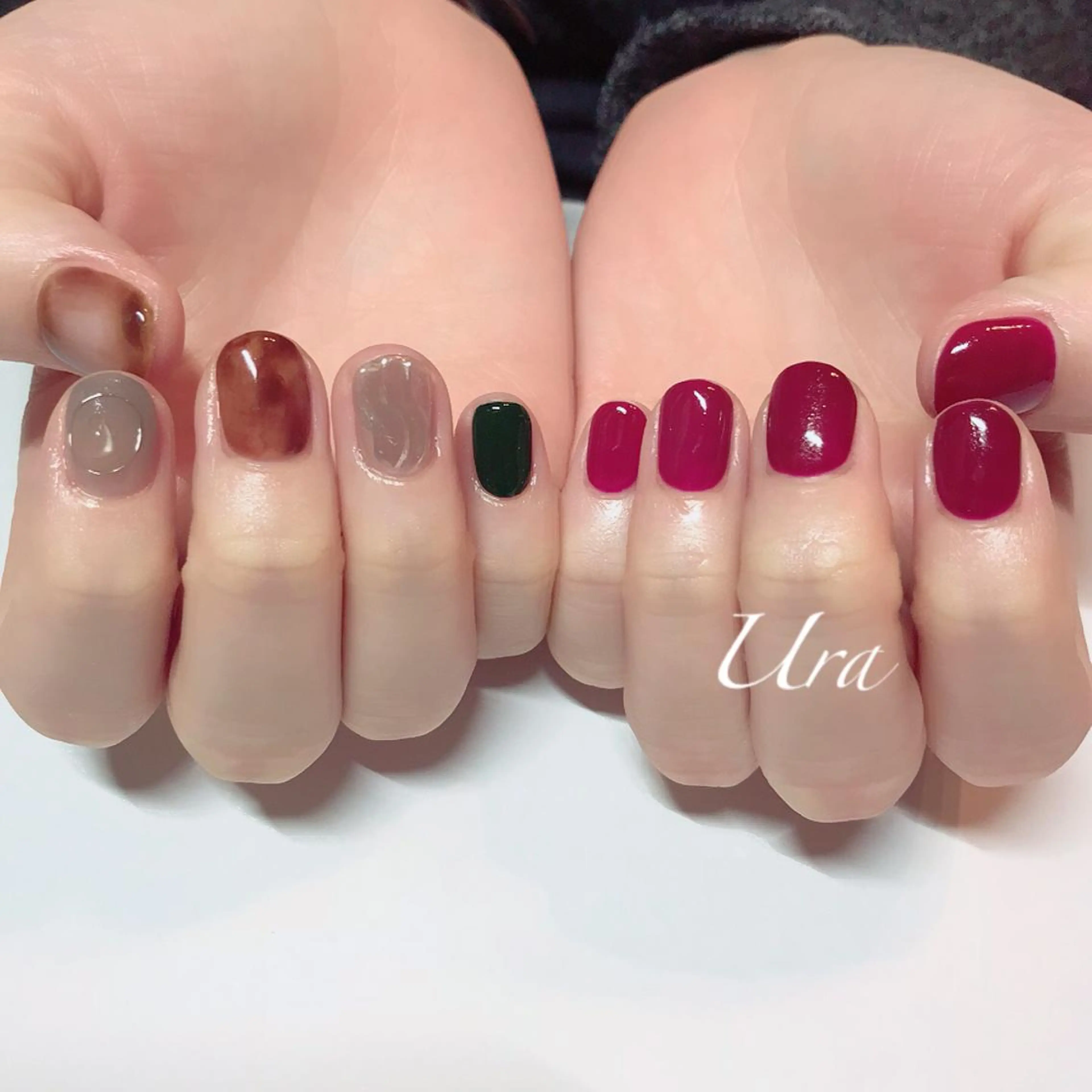 ネイル UrakoNail 《nail》のネイルデザイン