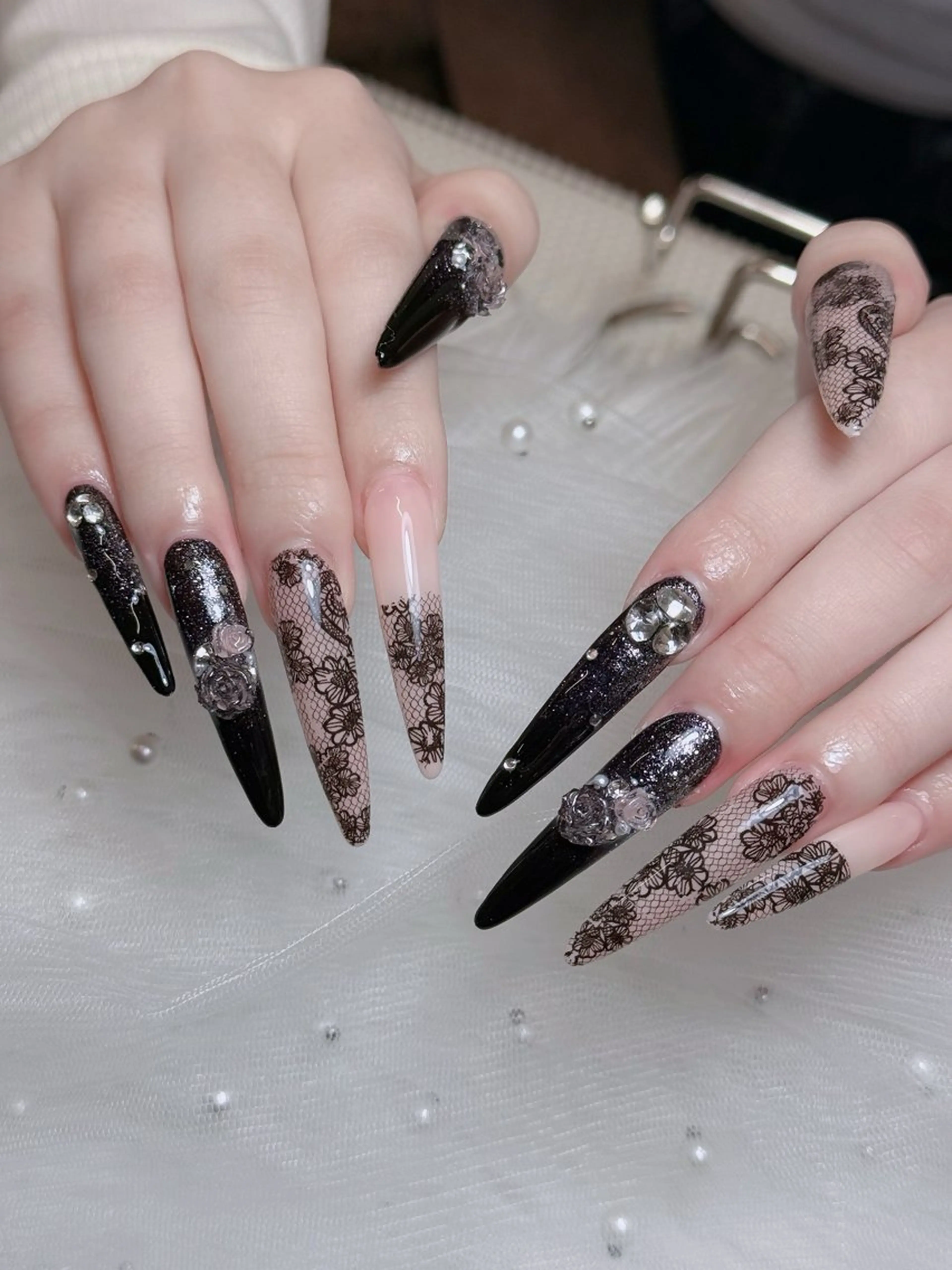 ネイル オーロラネイル チークネイル フットネイル フレンチネイル 韓国ネイル ハンドネイル Lumi Nailのネイルデザイン