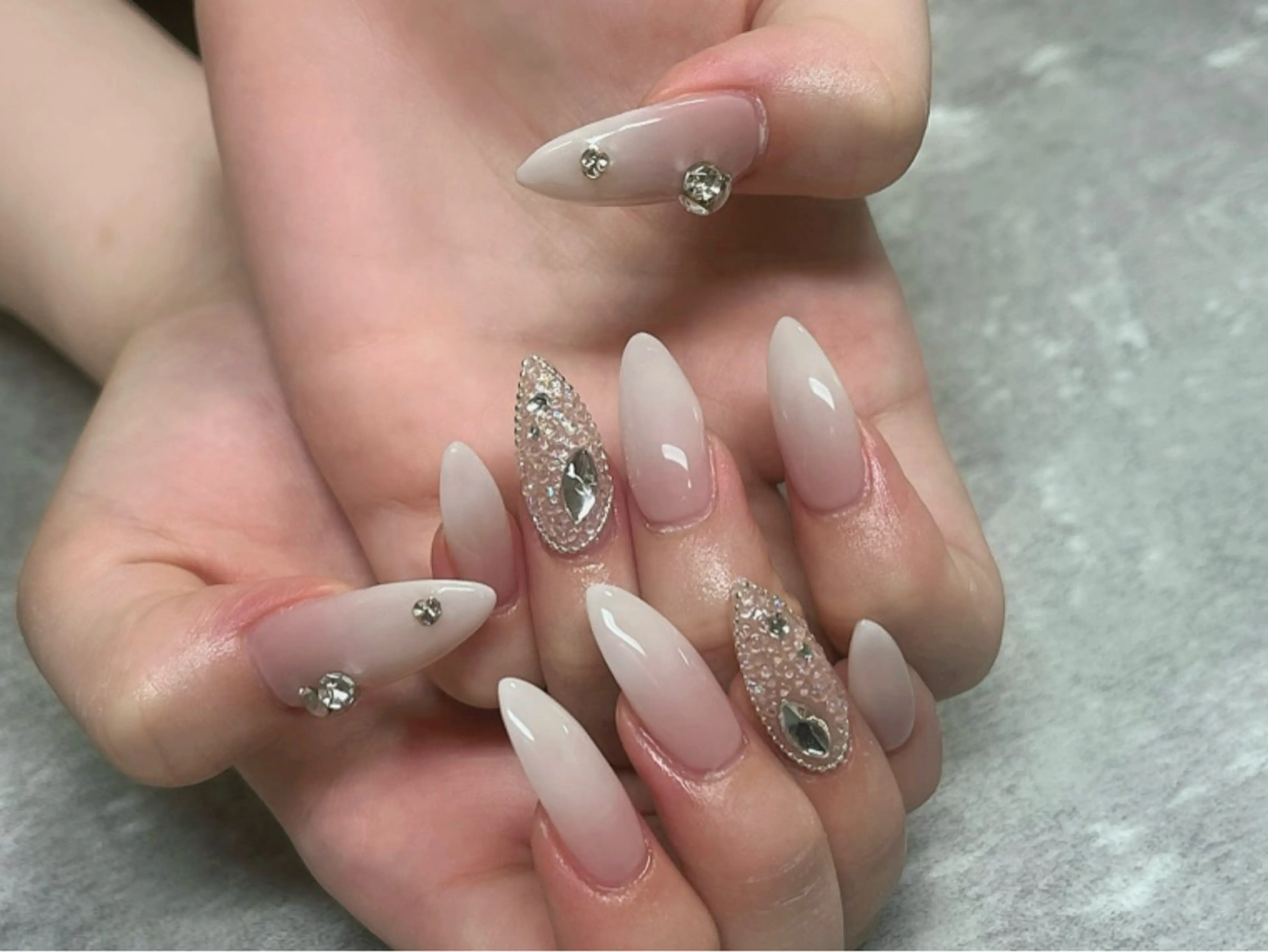 ネイル Protea きぬがわ らむのネイルデザイン