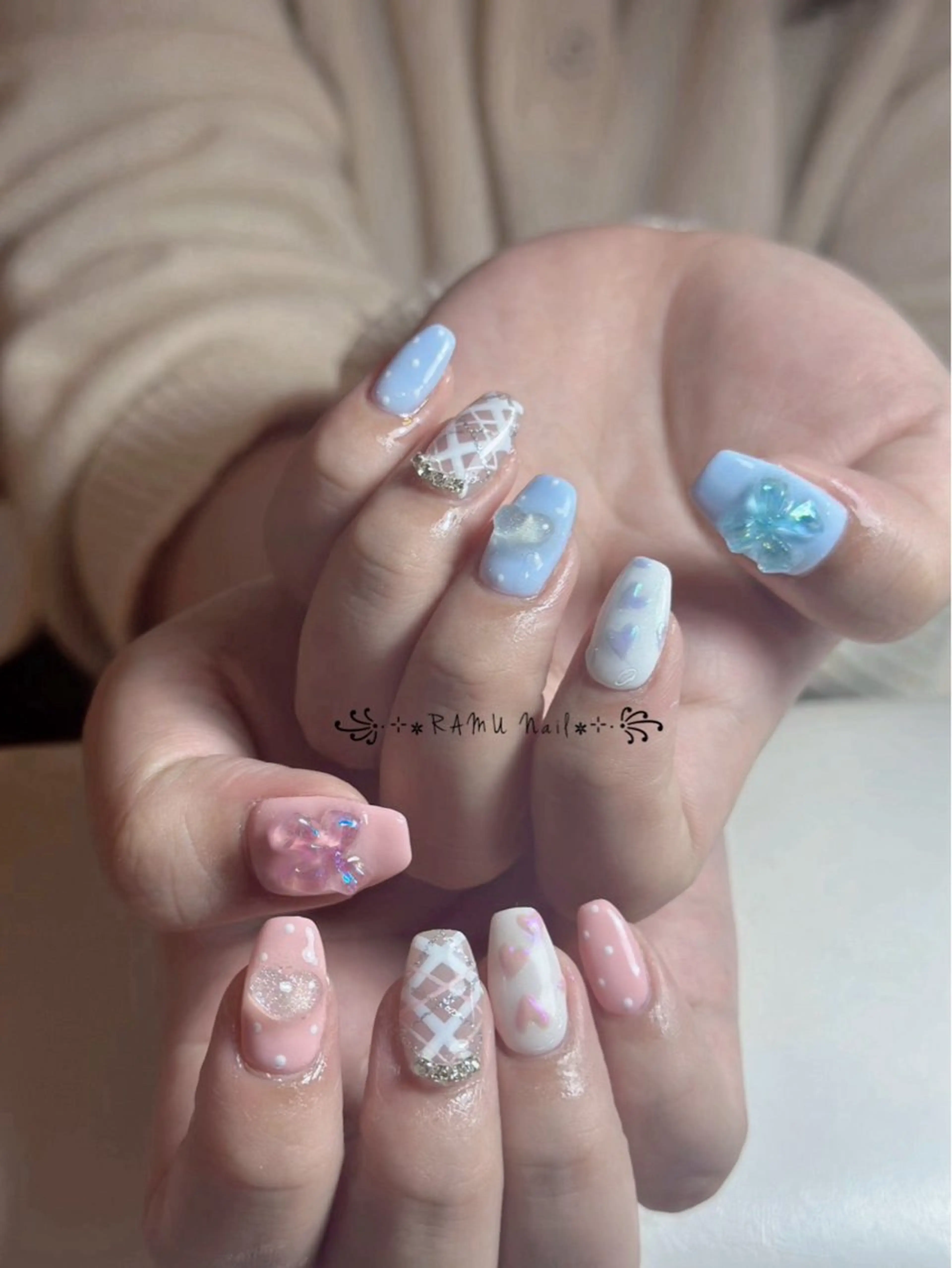 ネイル キラキラネイル マグネットネイル ミラーネイル ピンク 春ネイル ハンドネイル RAMU Nail 恵比寿店のネイルデザイン