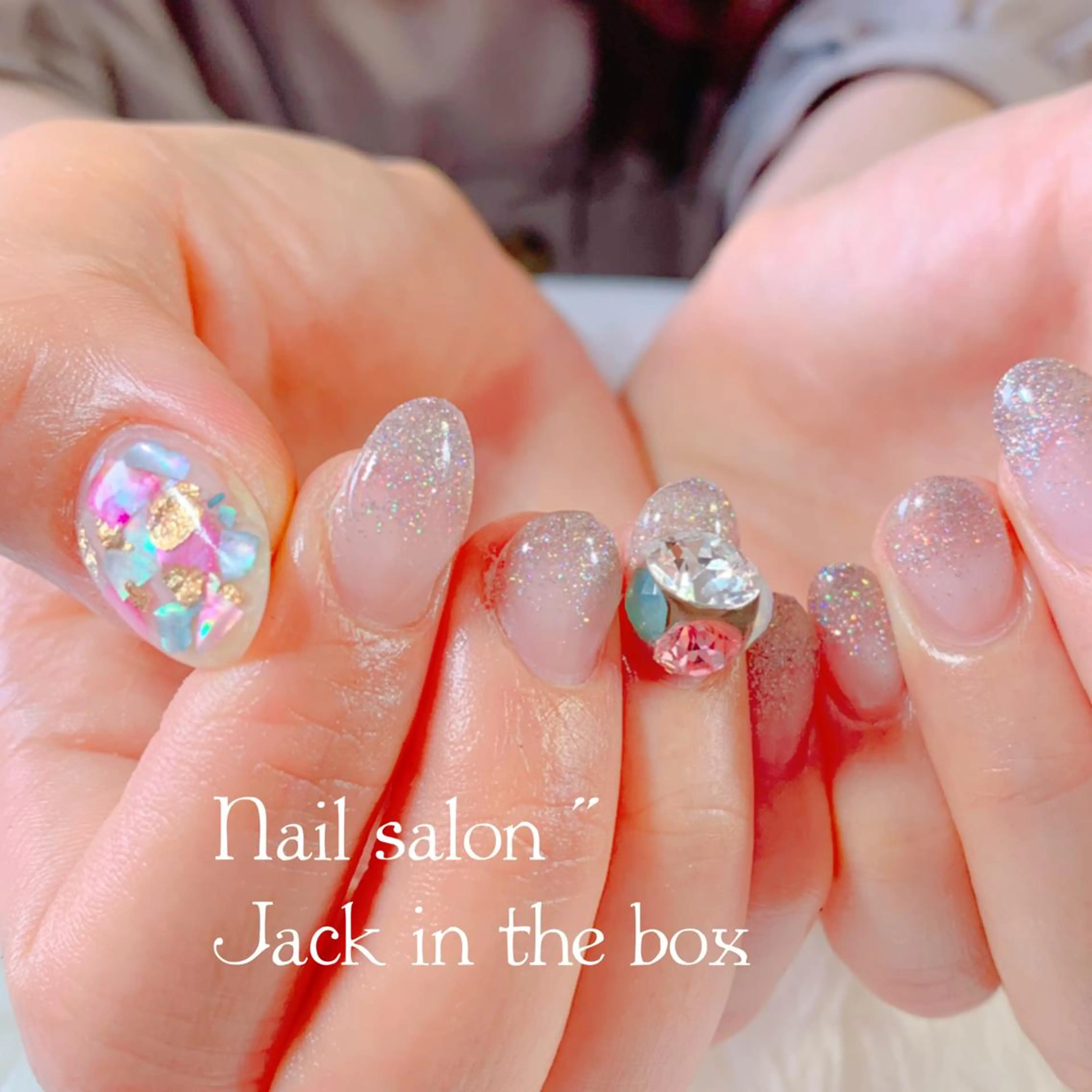ネイル グラデーション ラメ(グリッター) ストーンネイル Nail salon Jack in the box所属・Jack in the boxのネイルデザイン