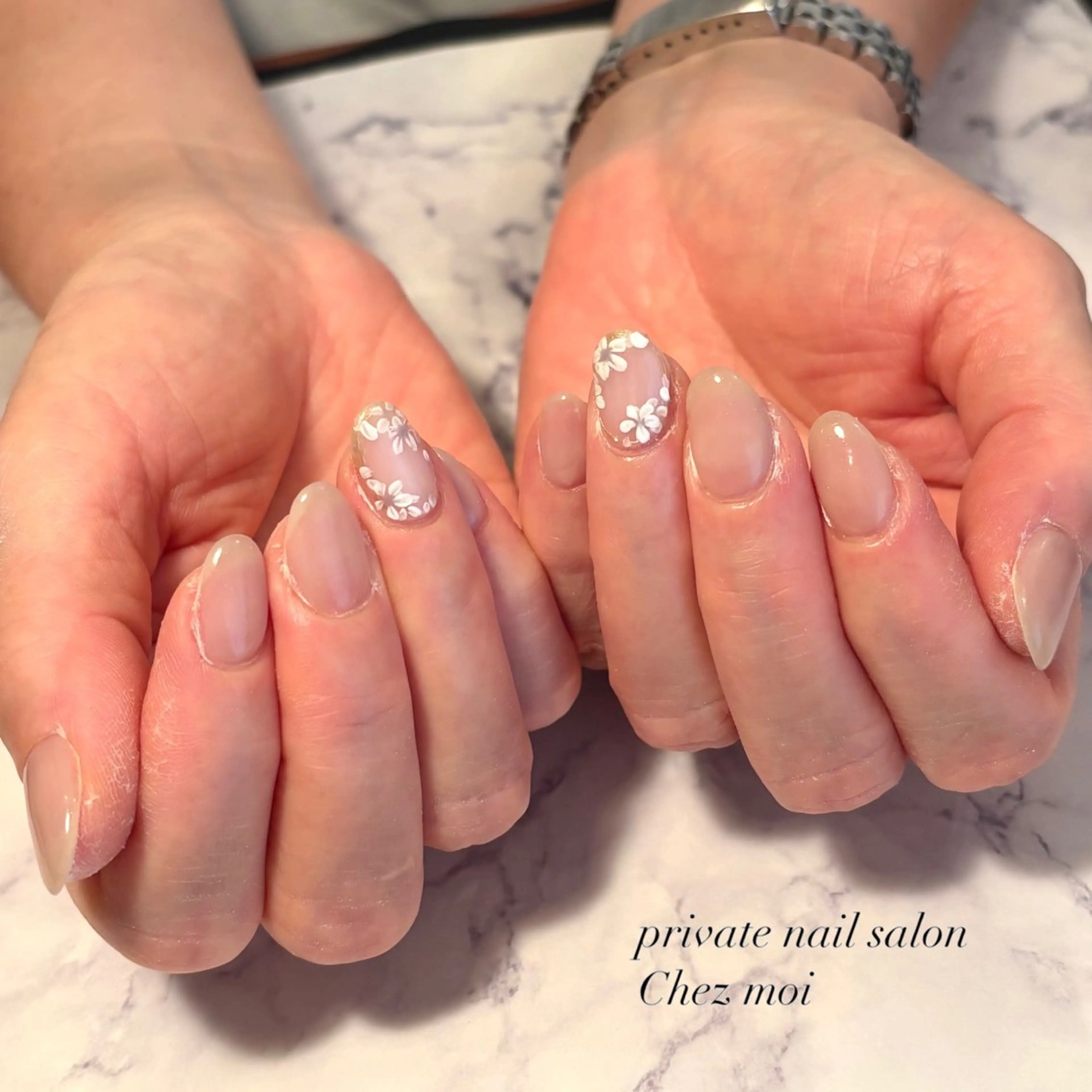 ネイル KOMINE TOMOKOのネイルデザイン