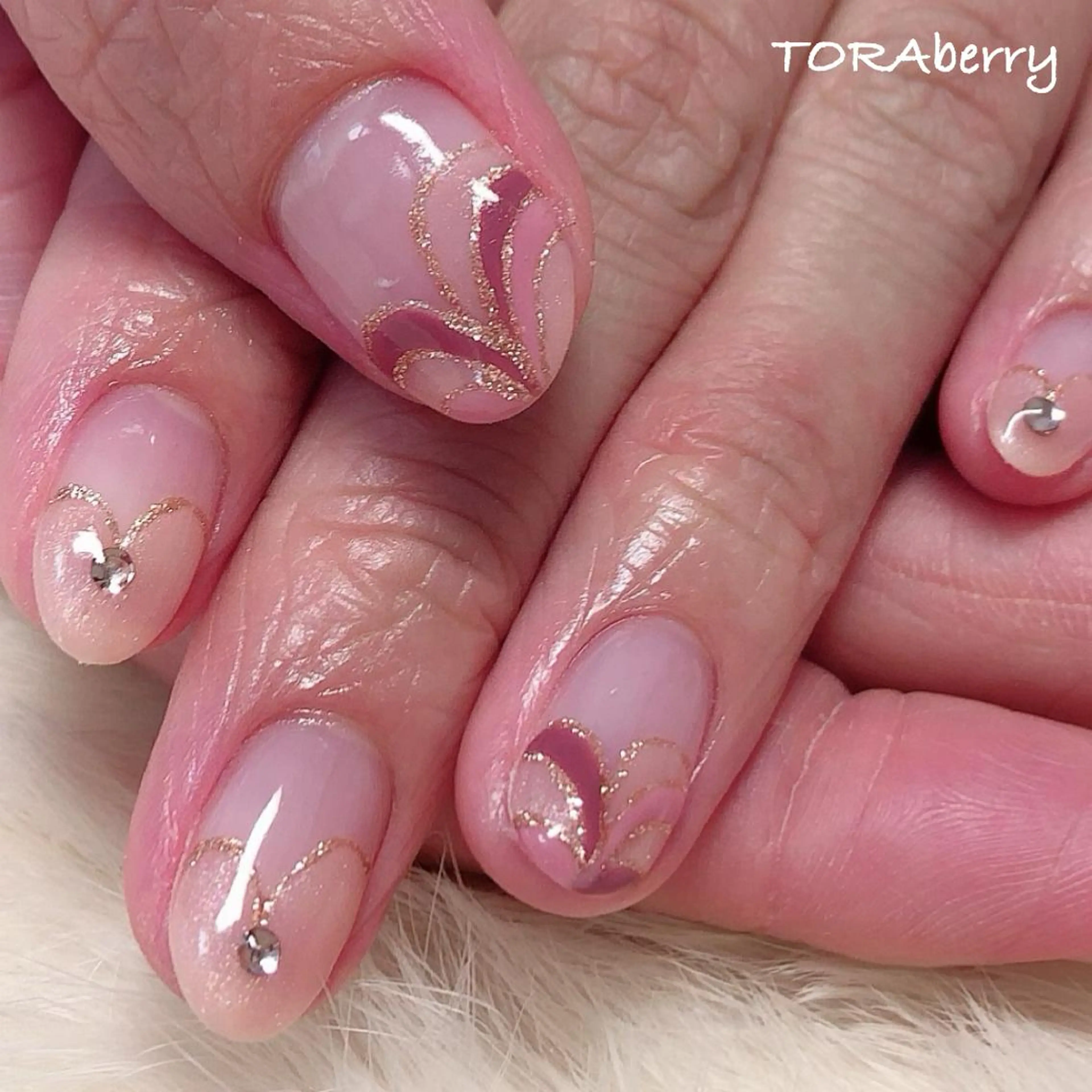 ネイル ハンドネイル ネイリスト なつみのネイルデザイン