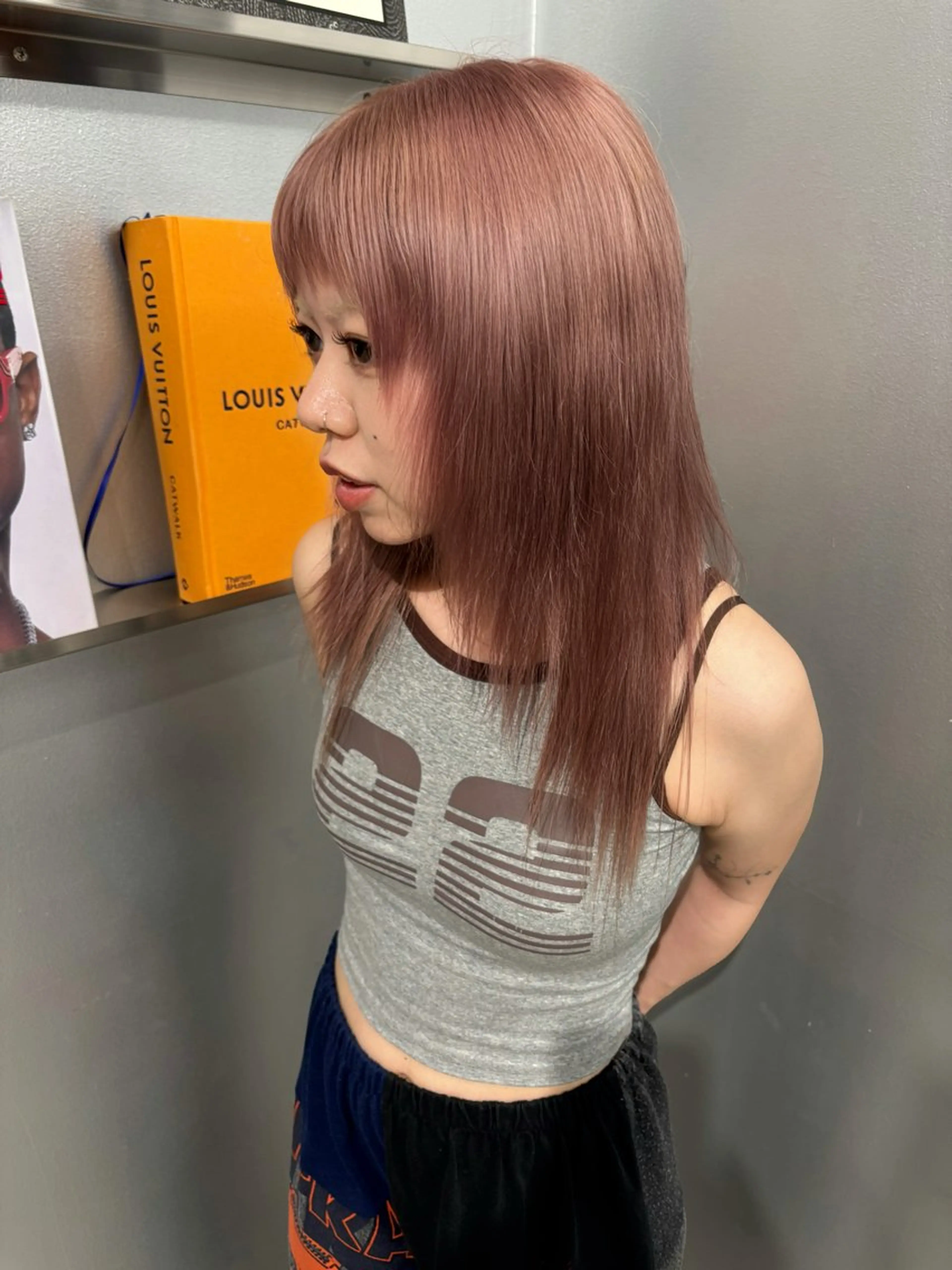 ミディアム カット ヘアカラー 梅田/ハイトーン /yuriのヘアスタイル