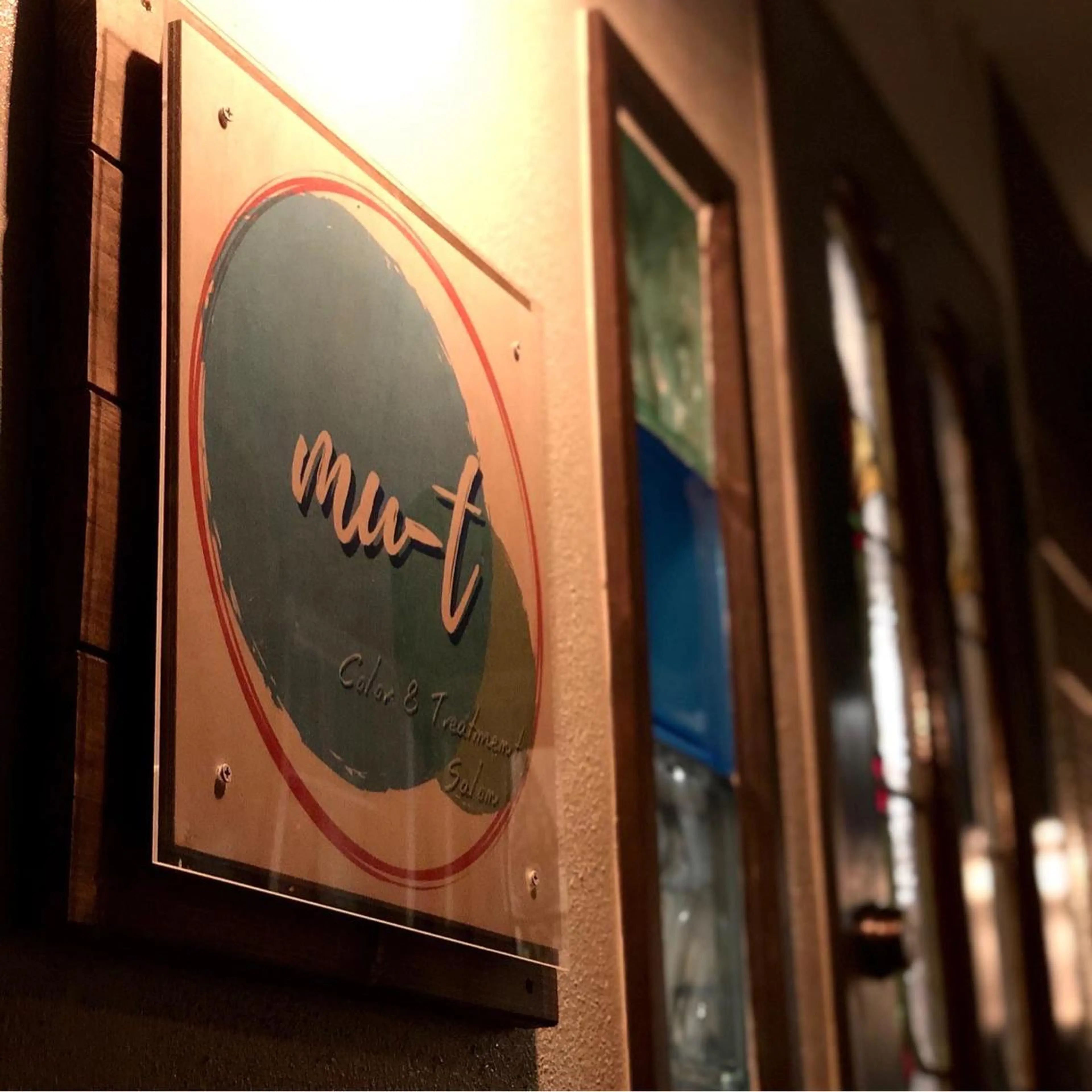 mu-t colorのヘアスタイル