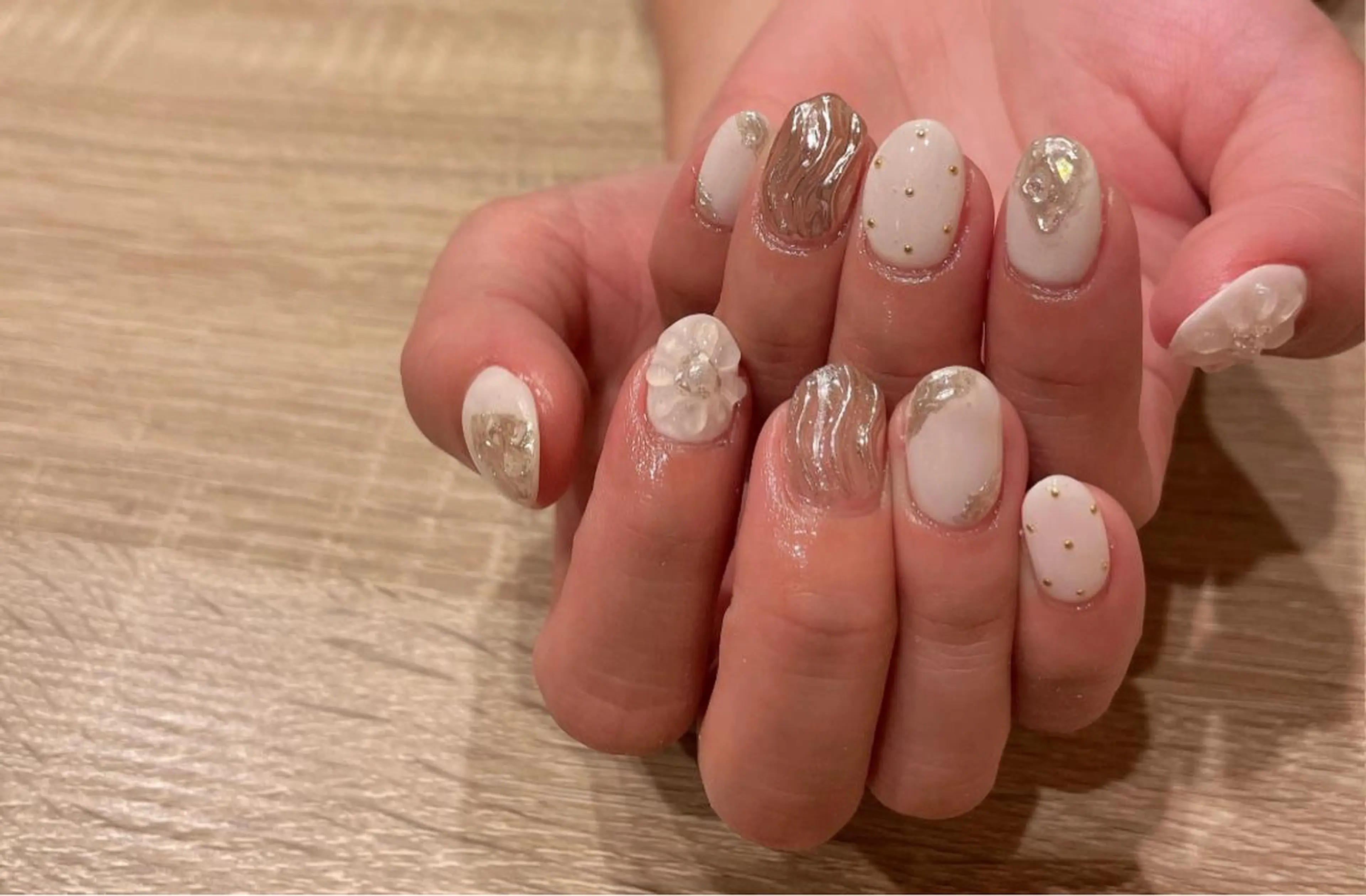 ネイル 持ち込み liberté所属・liberté🫧 新小岩のネイルデザイン