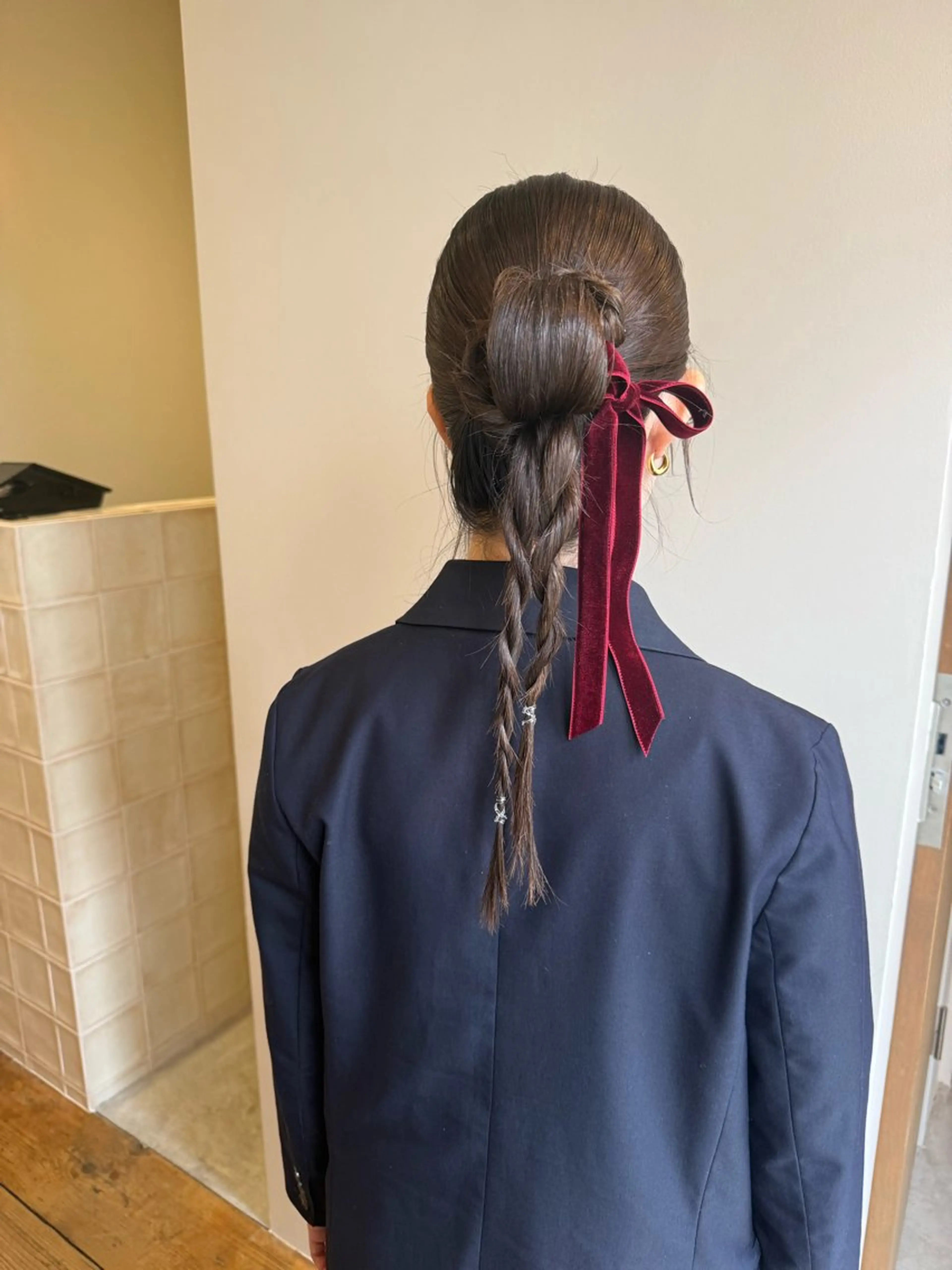 セミロング ヘアアレンジ 💛🤍U too e’s 鎌倉🧸のヘアスタイル