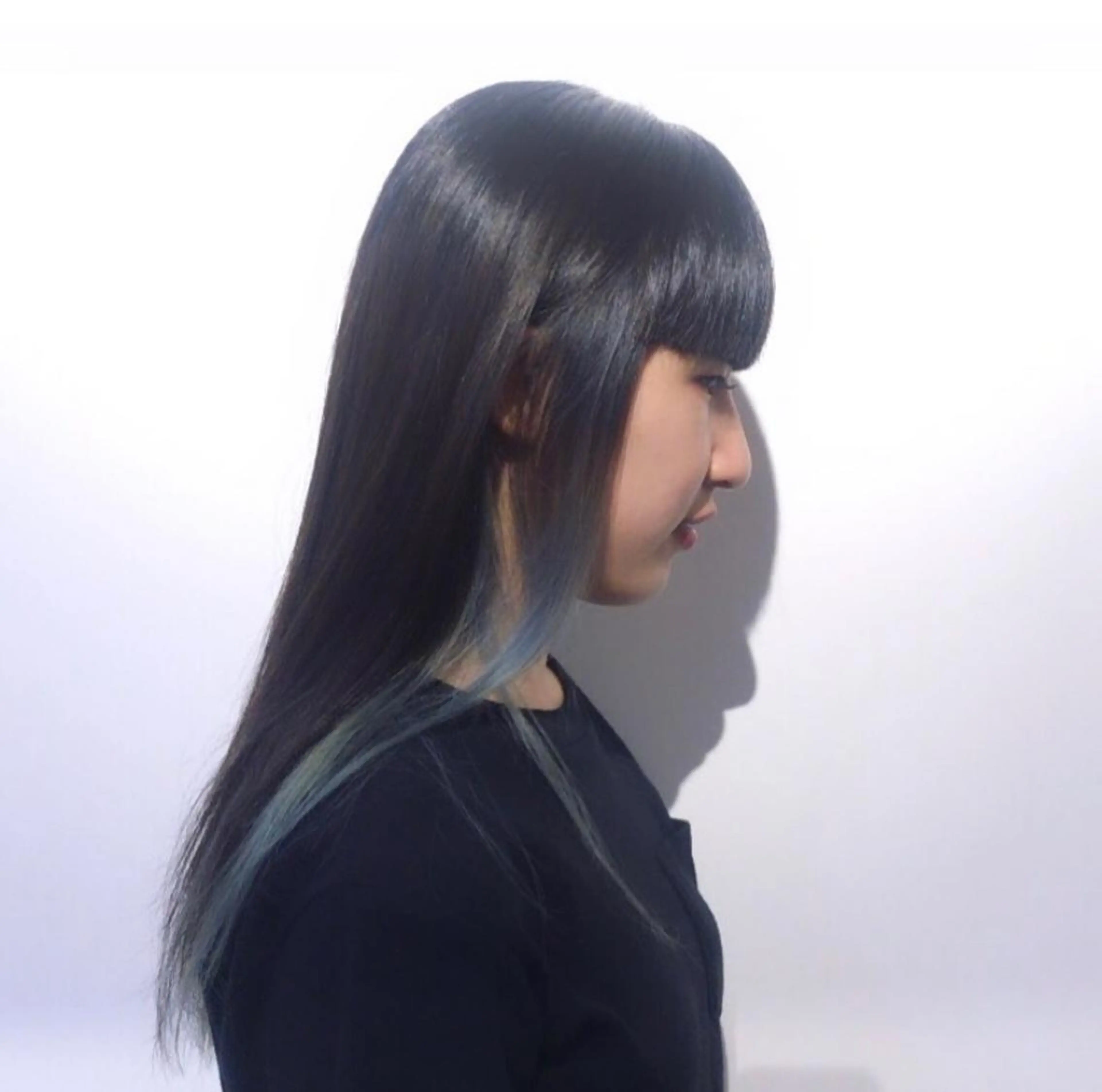 ロング 浜野 真貴のヘアスタイル