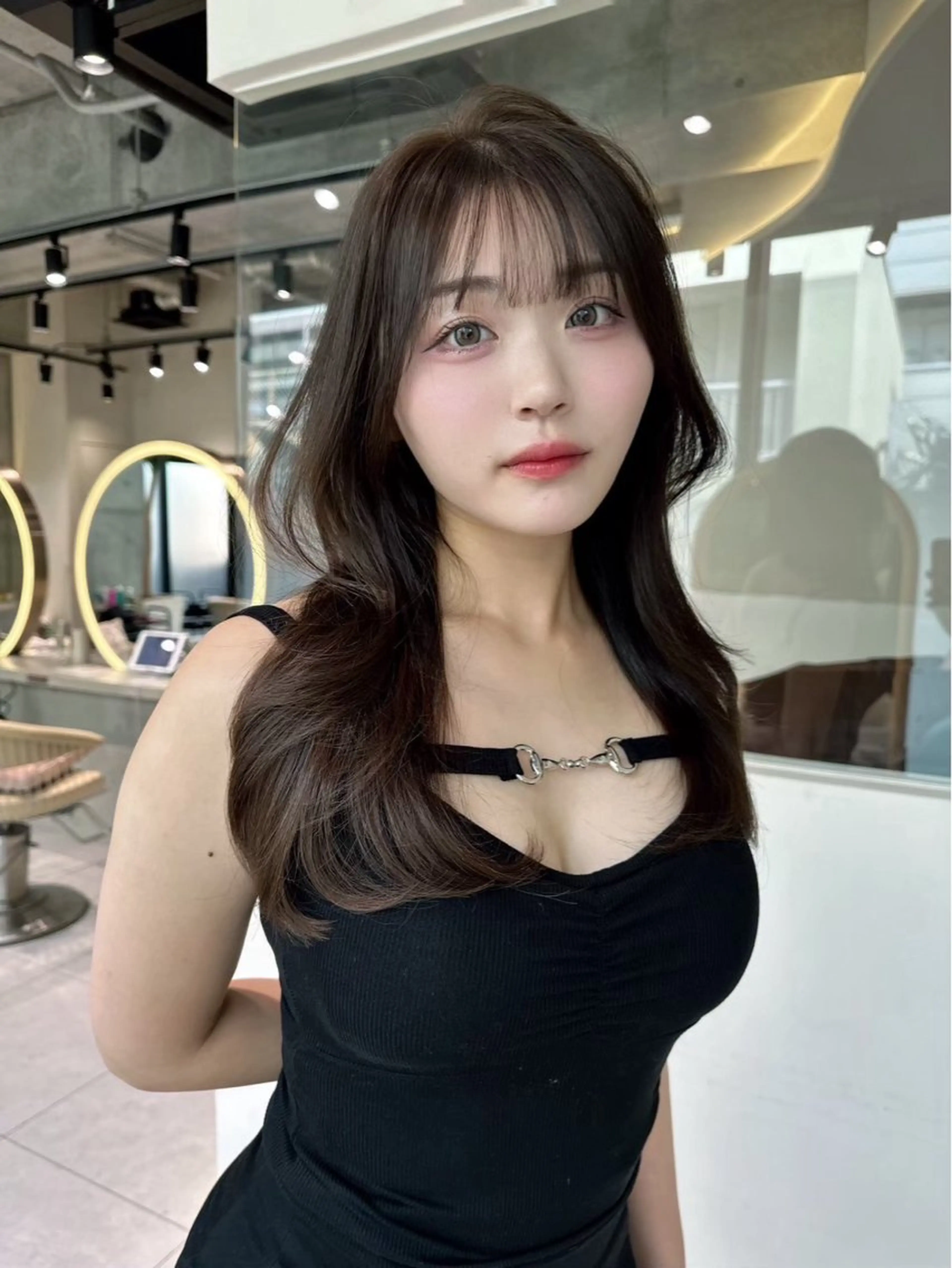 セミロング カラー 透明感カラー 顔まわりレイヤー 韓国風ヘア レイヤーカット 似合わせカット カット ヘアカラー トリートメント ✨韓国レイヤー/ハッ シュ/✨山下　遥のヘアスタイル