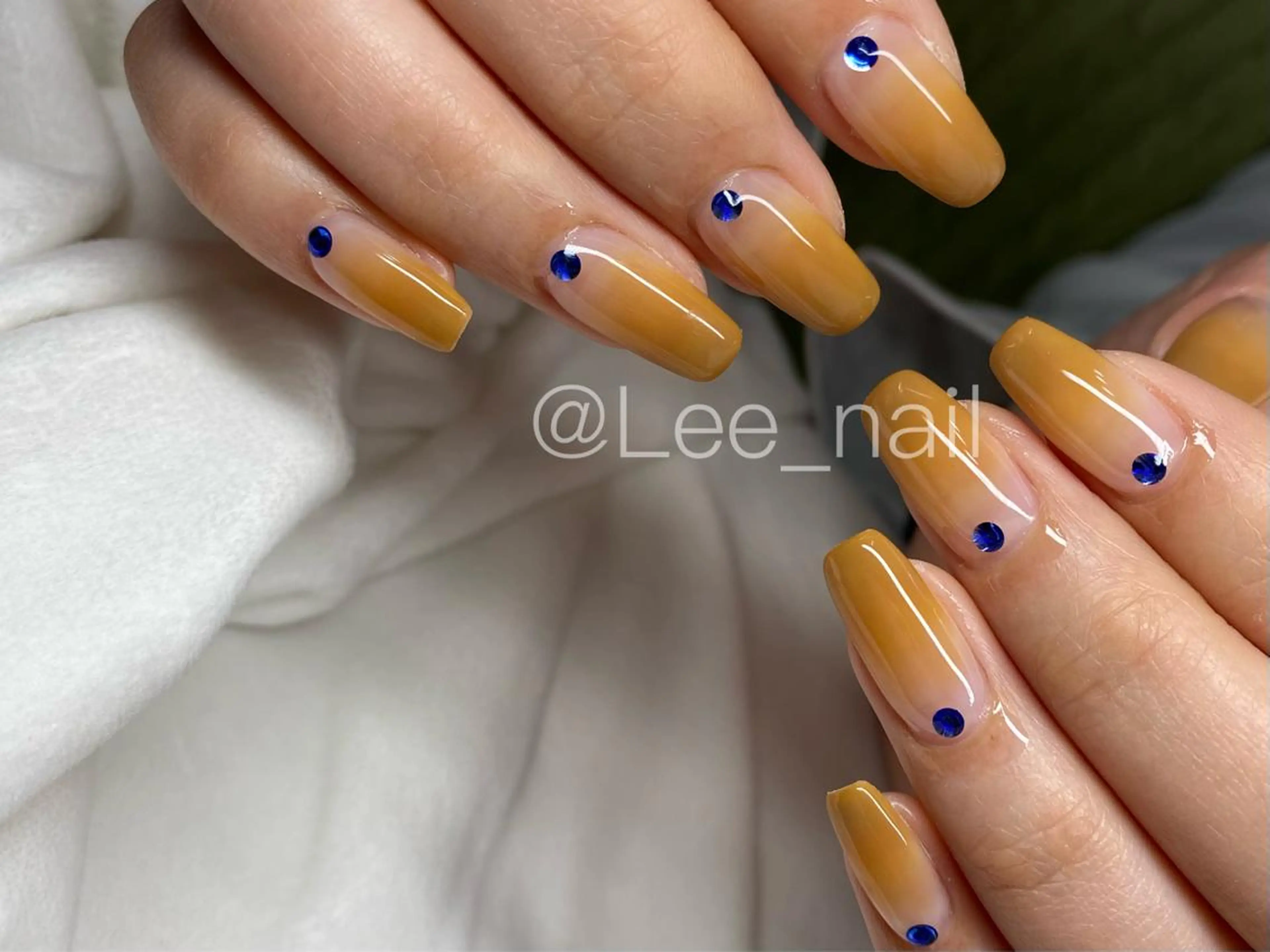 ネイル グラデーション ハンドネイル Lee_ nailのネイルデザイン