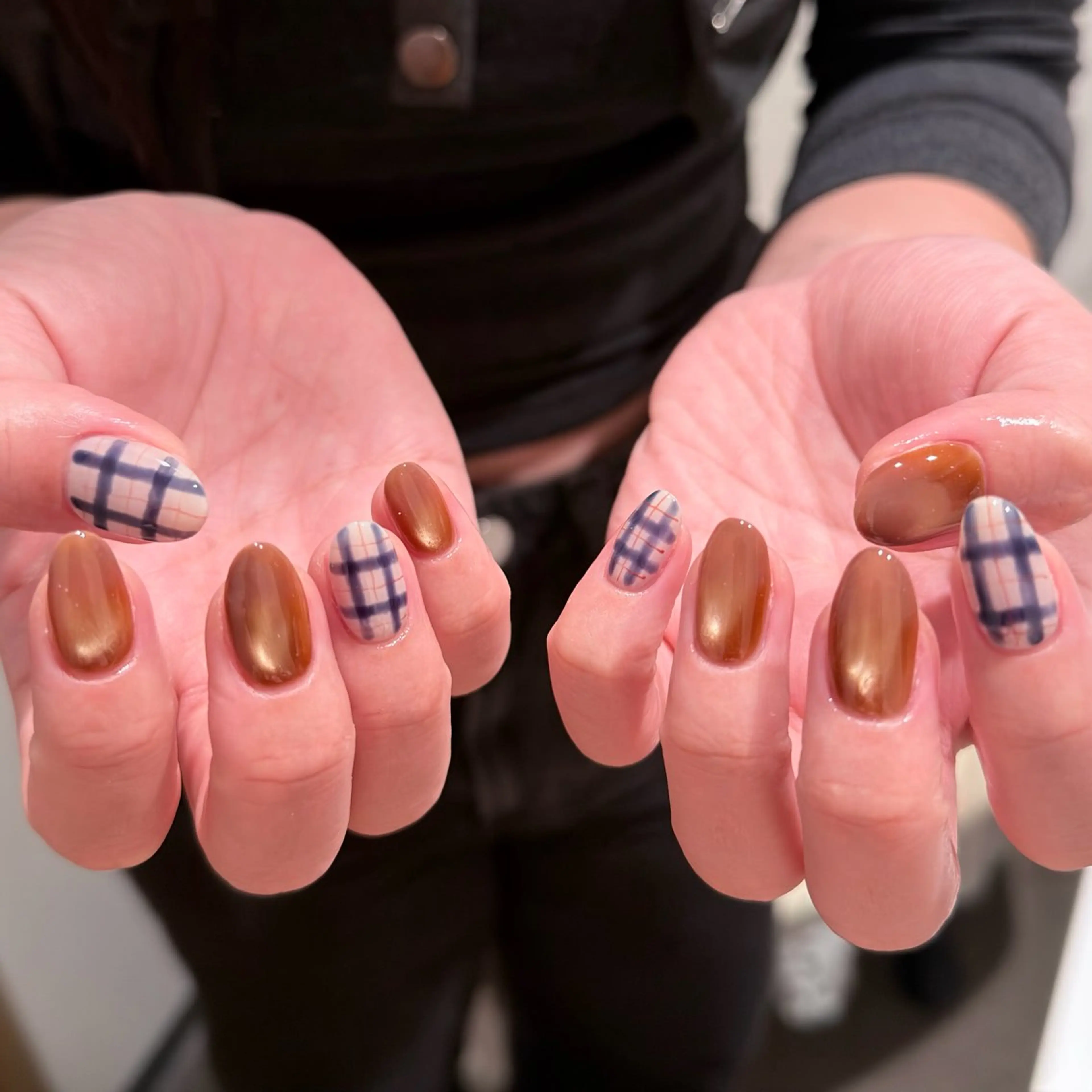 ネイル ハンドネイル 🎀 Hiyubi._.nail 🫧所属・🎀フェイ フェイ🫧💗のネイルデザイン