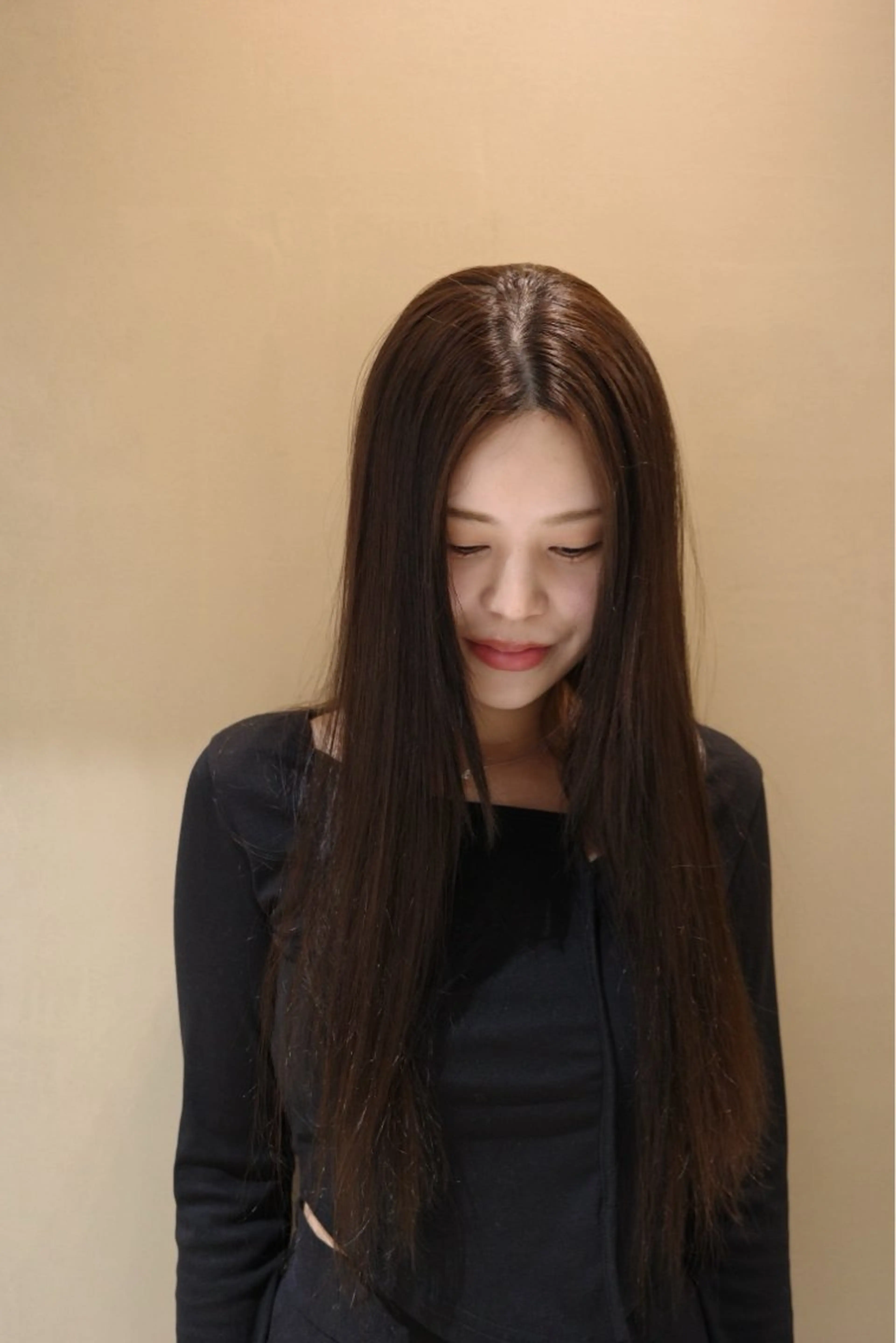 ロング カラー 未 来カットモデル無料のヘアスタイル