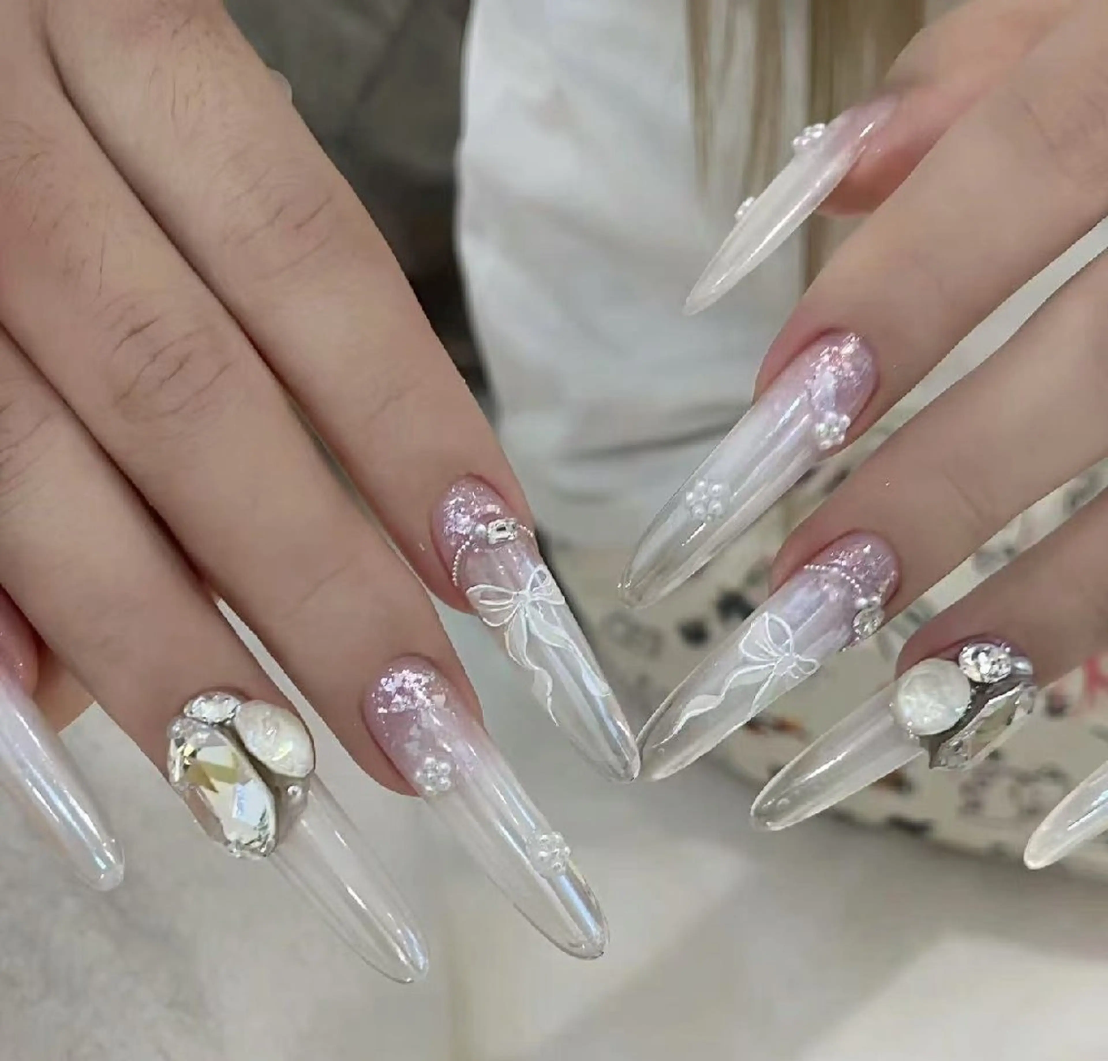 ネイル フラワーネイル フレンチネイル ジェルネイル ガラスフレンチ ハート ハンドネイル Oomiya 服部のネイルデザイン