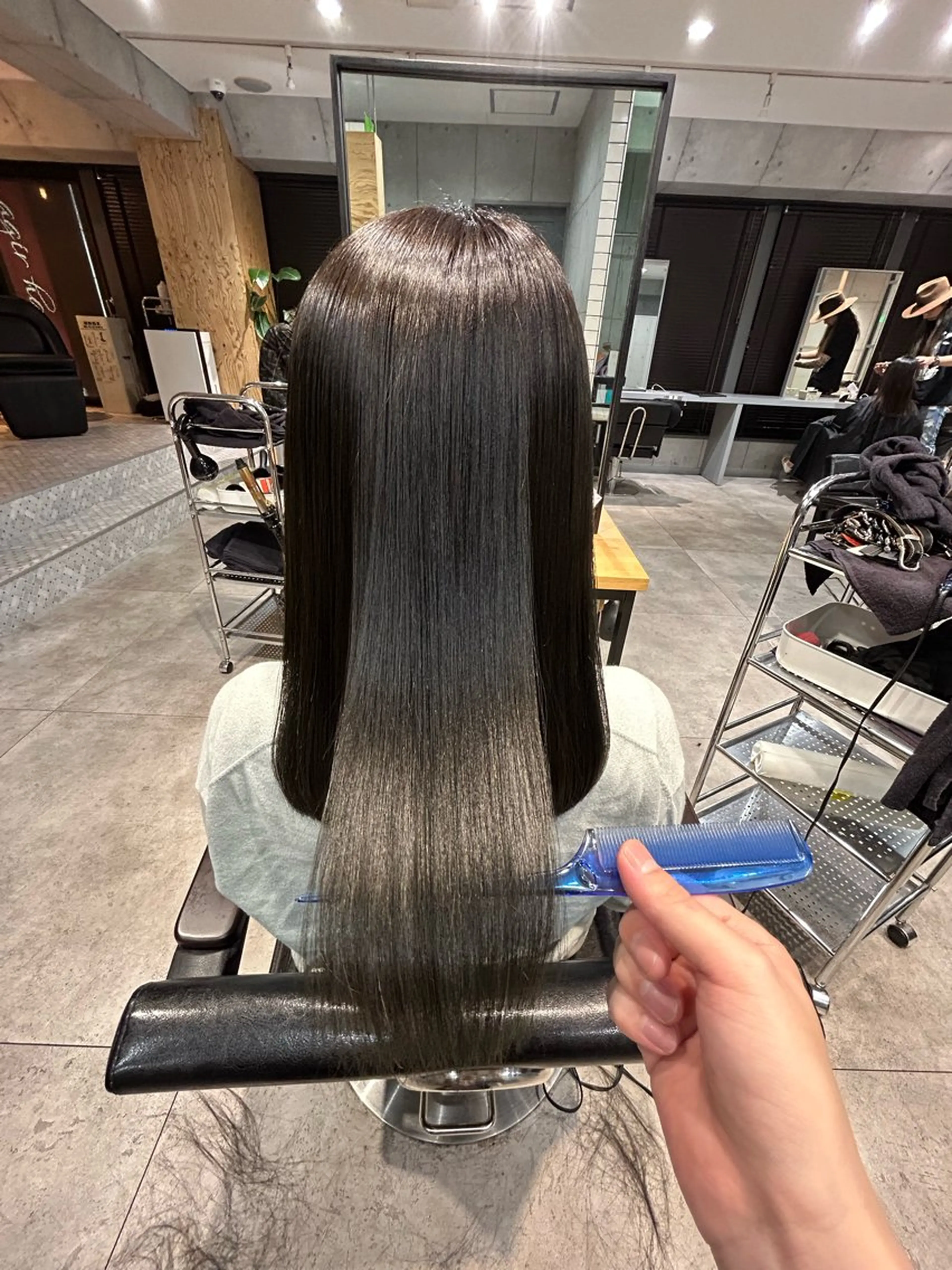 セミロング カラー カット ヘアカラー トリートメント 🌈艶髪人気№１🌈 newi池袋店⭐江口のヘアスタイル