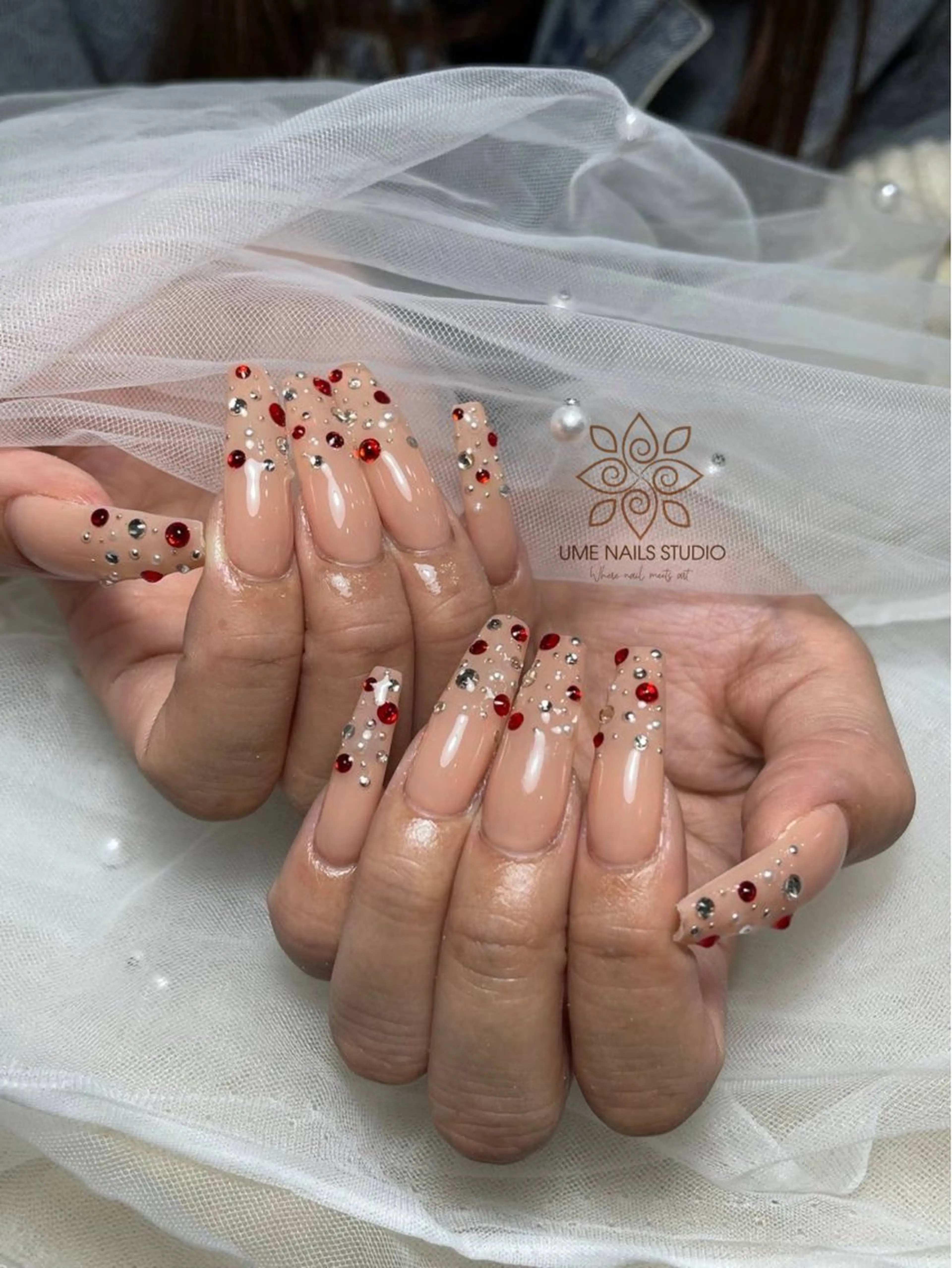 ネイル チークネイル クリアネイル ガーリー キラキラネイル 韓国ネイル Ume Nail Studioのネイルデザイン