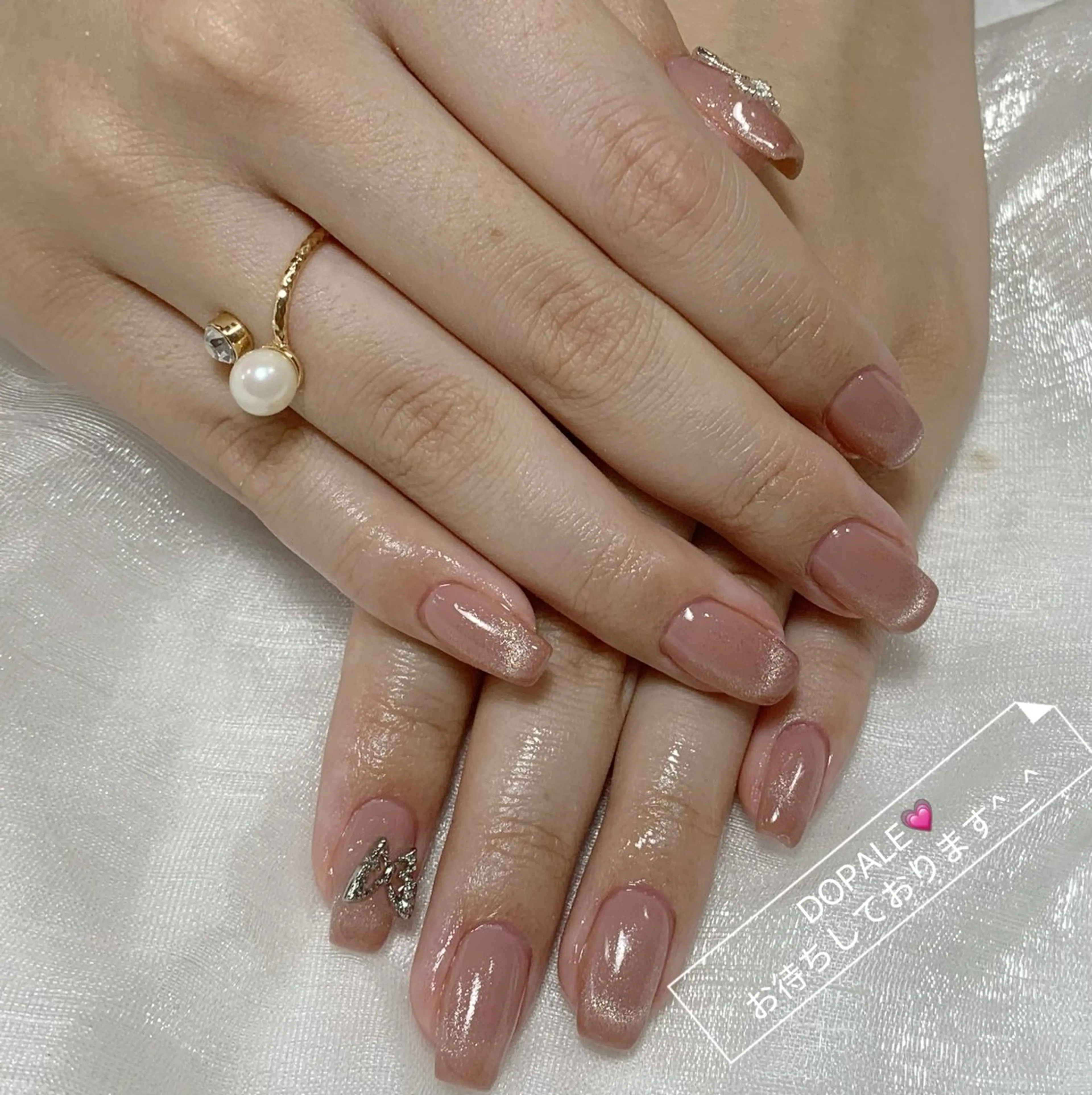 ネイル フレンチネイル マグネットネイル マグネットフレンチ U·Mi nail salon所属・U·Mi 上野御徒町容のネイルデザイン