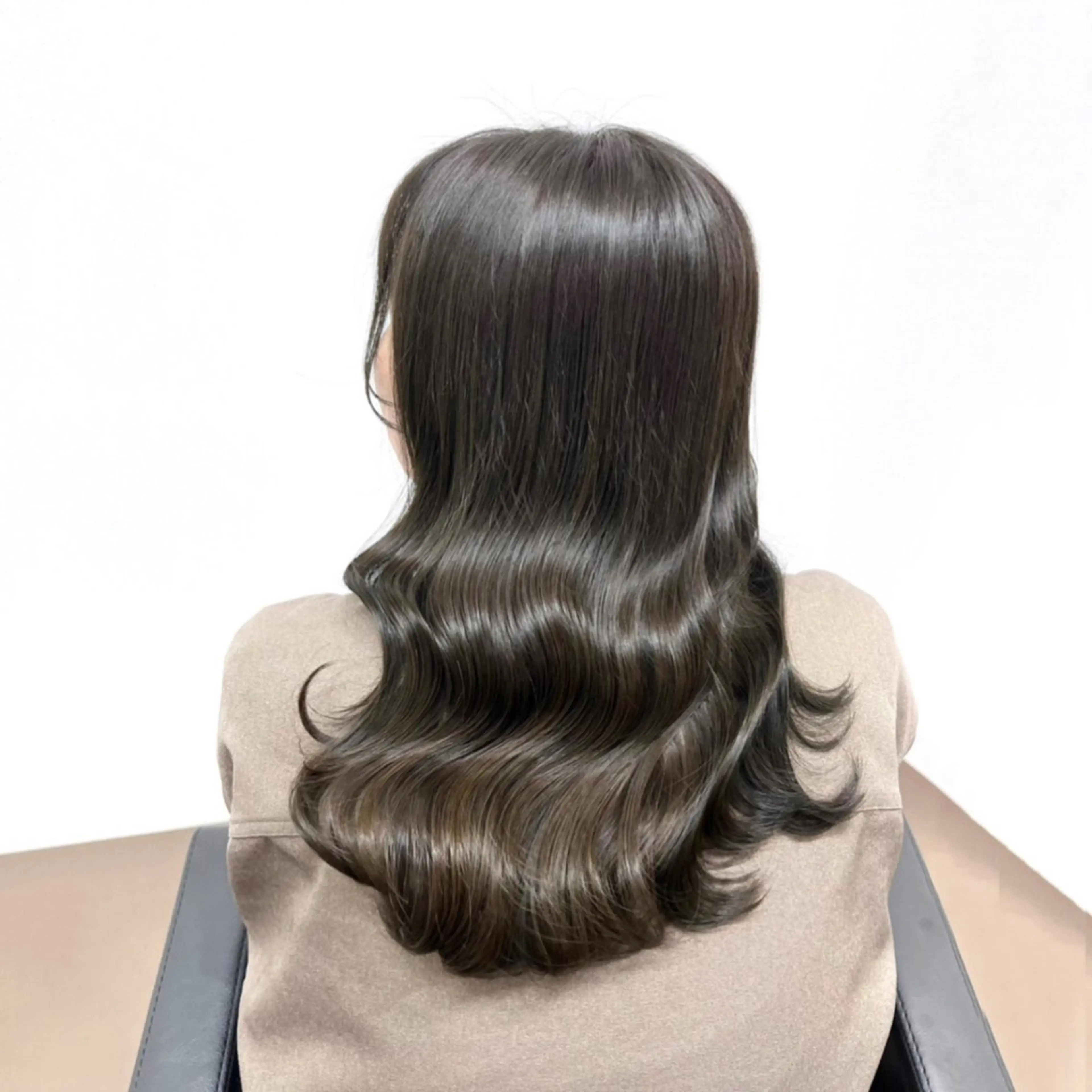 セミロング カラー ヘアカラー トリートメント ✨津田佐功/兵庫三宮 /カラー/縮毛矯正✨のヘアスタイル