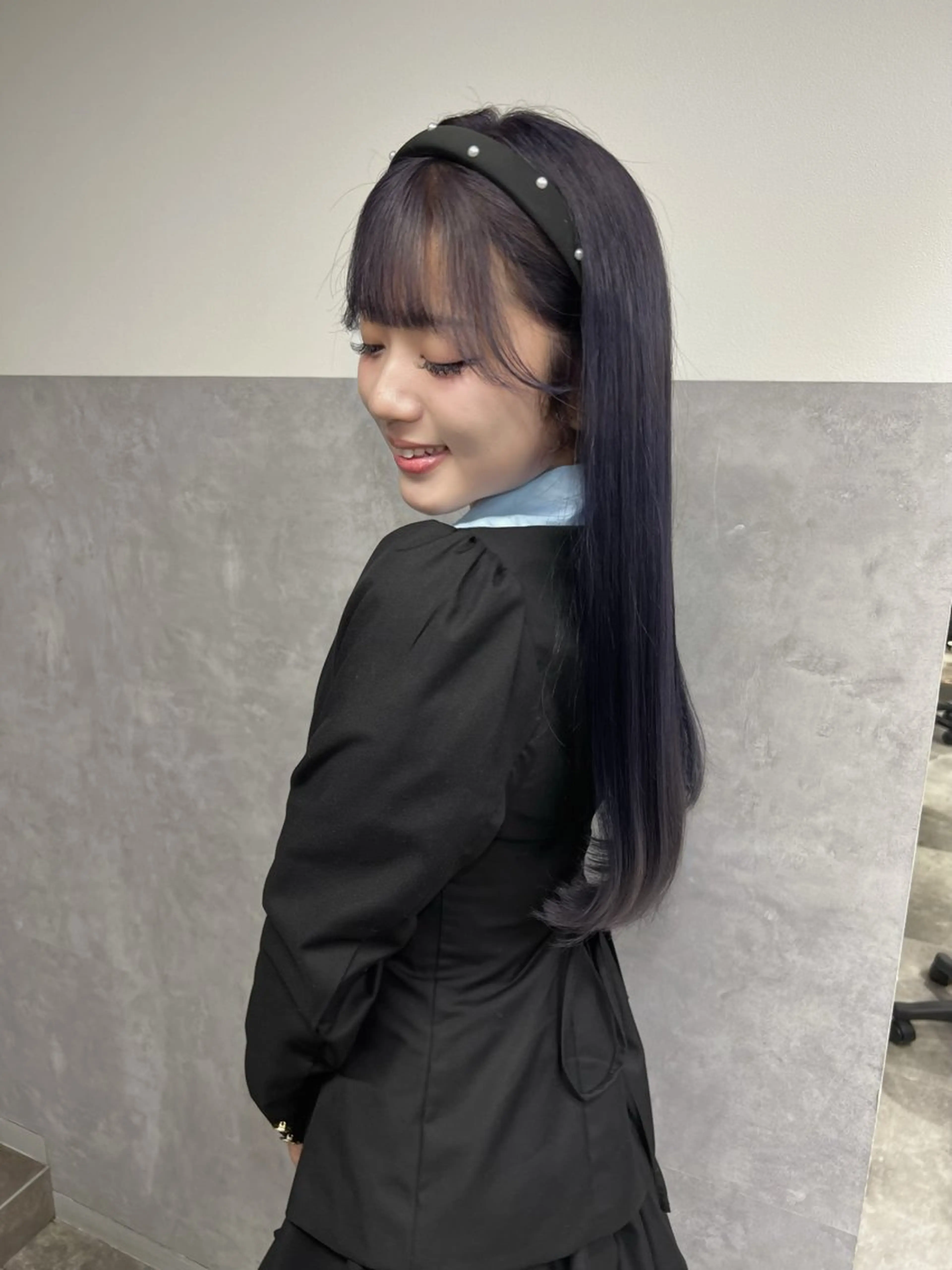 ロング カラー 黒髪 ブリーチ 透明感カラー 顔周りカット レイヤーカット カット ヘアカラー トリートメント 透明感/レイヤー 🇰🇷tomonaのヘアスタイル